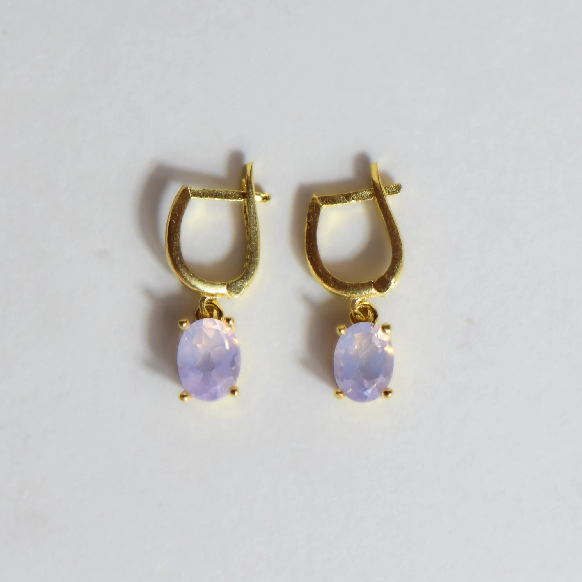 Doğal Lavanta Kuvars Taşlı Gümüş Küpe