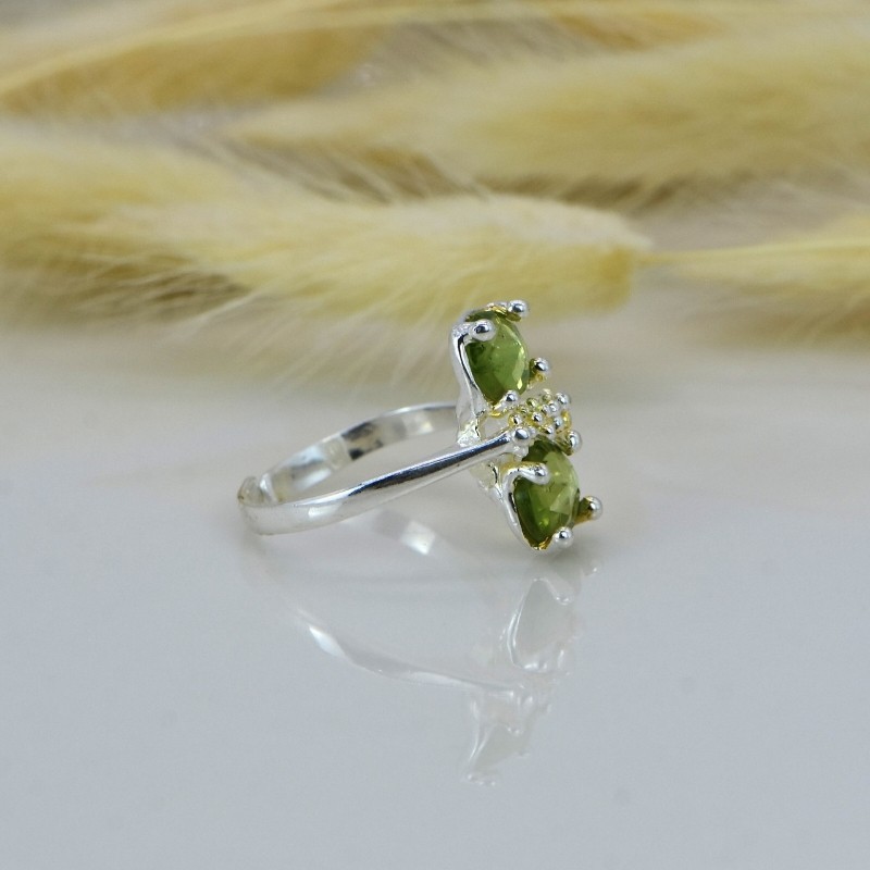  Peridot Taşlı Gümüş Yüzük 