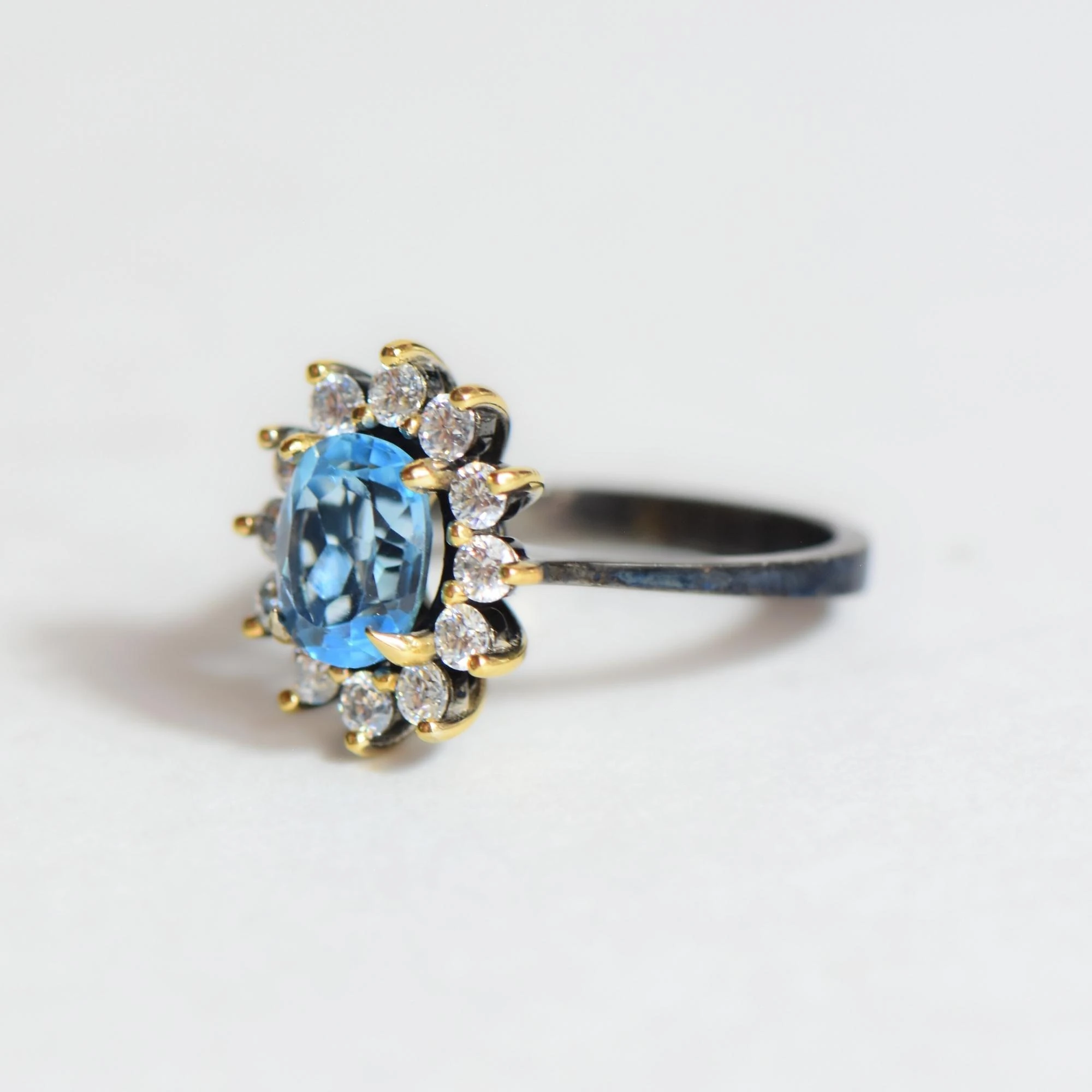 Doğal Mozanit ve Mavi Topaz Taşlı Gümüş Yüzük