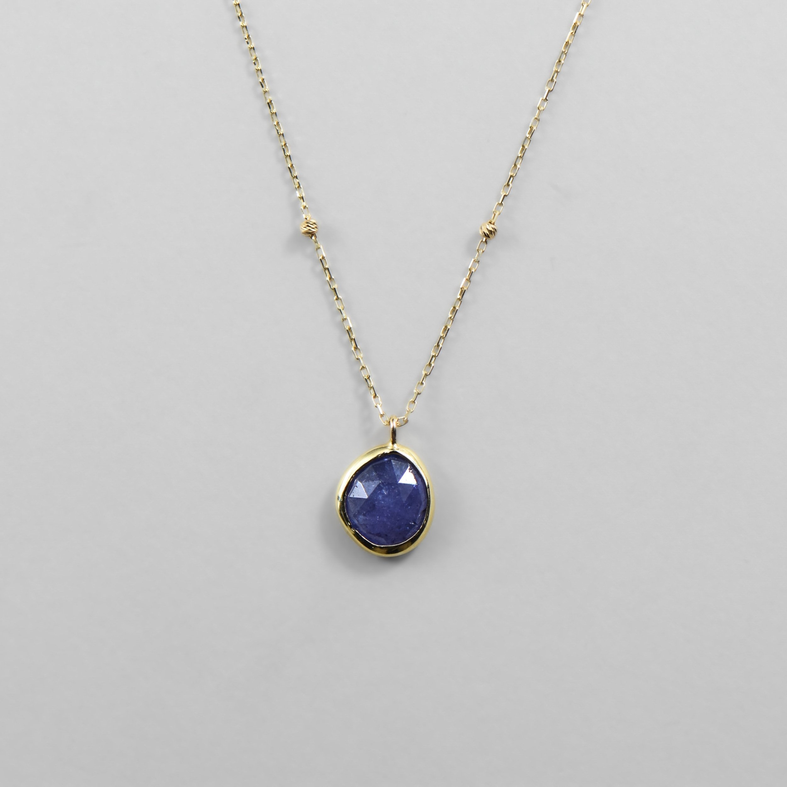 Doğal Tanzanite Taşlı 14 Ayar Altın Kolye 