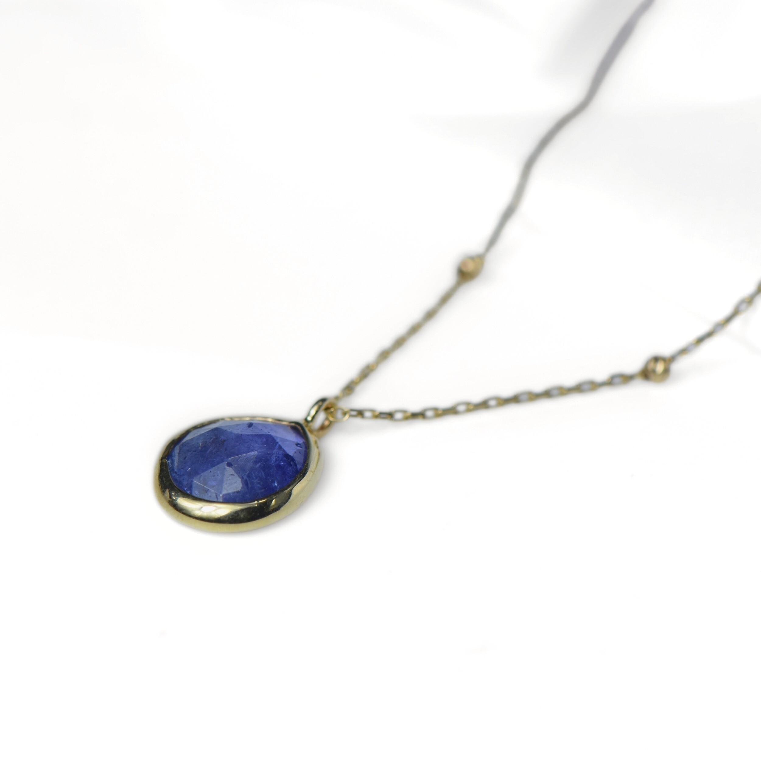 Doğal Tanzanite Taşlı 14 Ayar Altın Kolye 