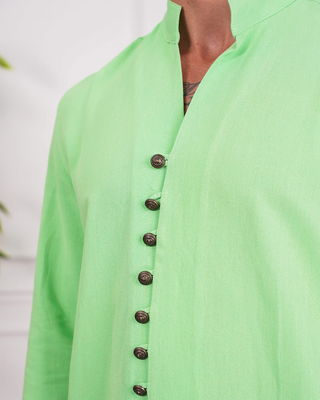 Ham Keten Metal Düğme Gömlek