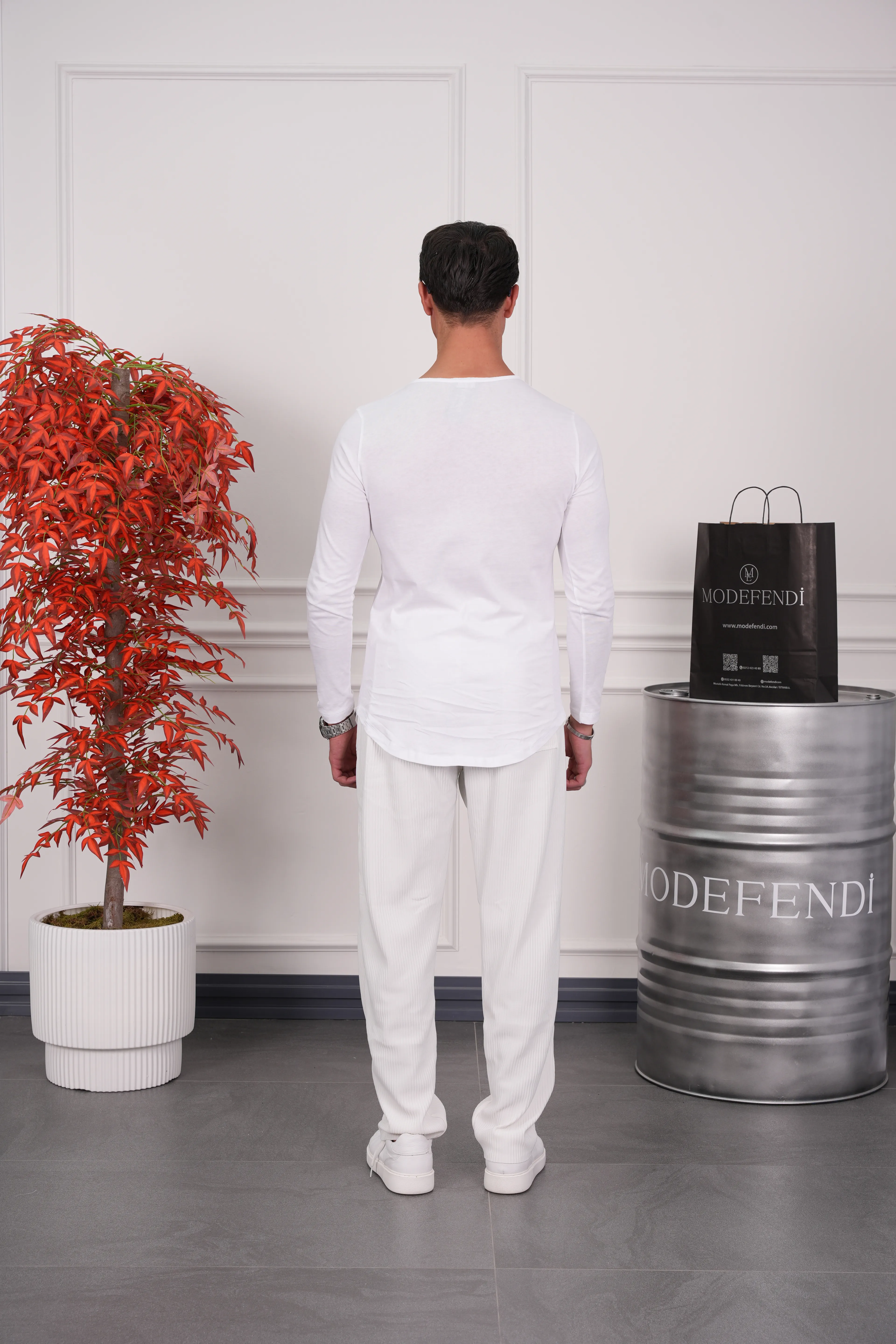 Slim Fit Oval Kesim Uzun Kollu Pamuk Basic Tshırt - Beyaz