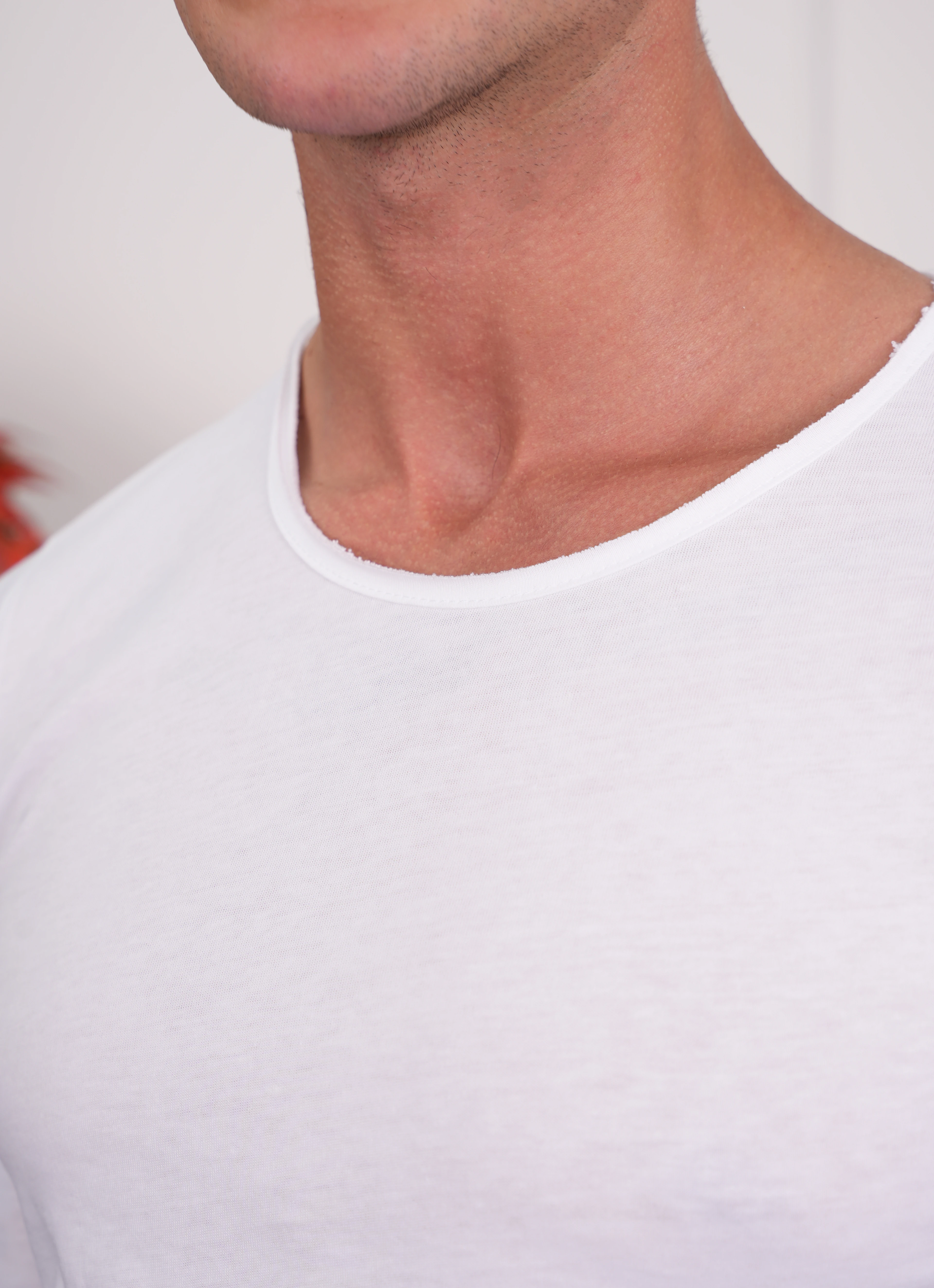 Slim Fit Oval Kesim Uzun Kollu Pamuk Basic Tshırt - Beyaz