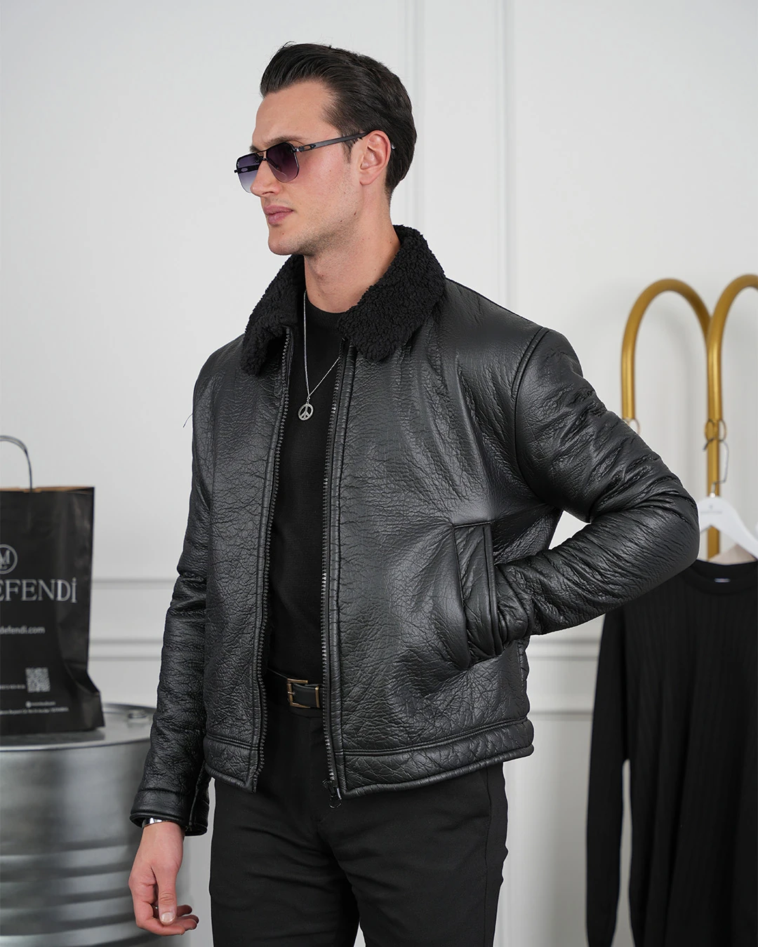 Orta Slim Fit İçi Elyaf Yaka Kürk Detaylı İthal Deri Yan Cep Deri Mont