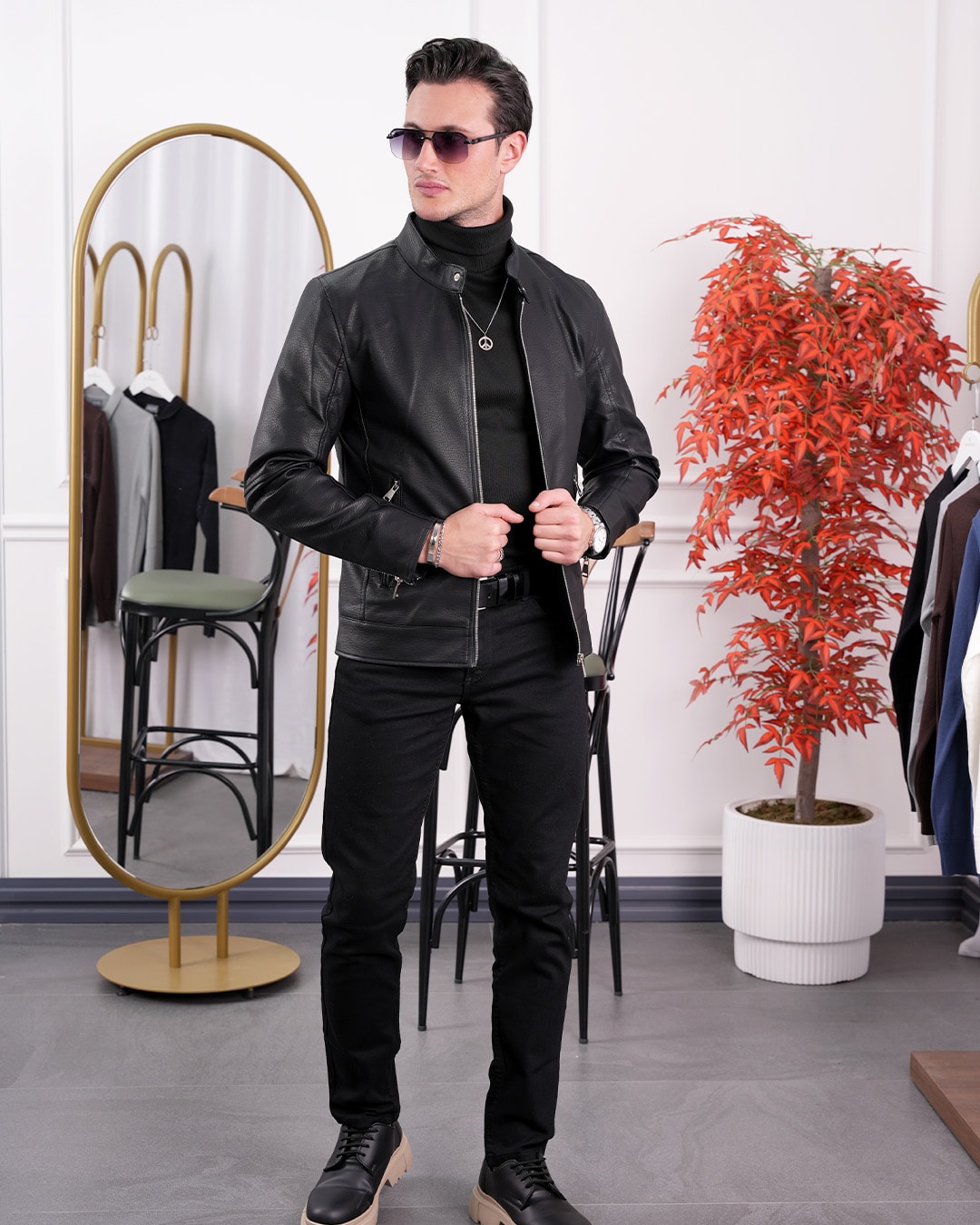 Slim fit Kalıp Hakim Yaka Çıtçıt Detaylı Sade Deri Mont