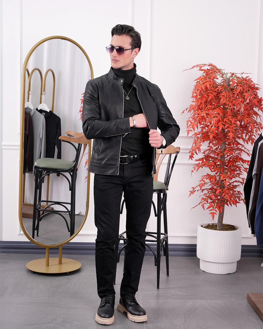Slim fit Kalıp Hakim Yaka Çıtçıt Detaylı Sade Deri Mont