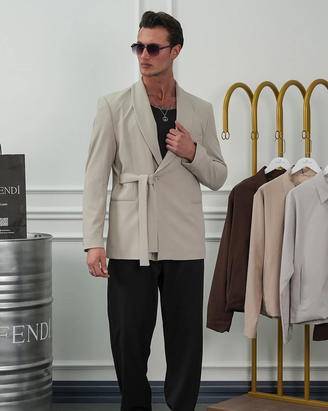 Şal Yaka Kuşak Detaylı Blazer Ceket