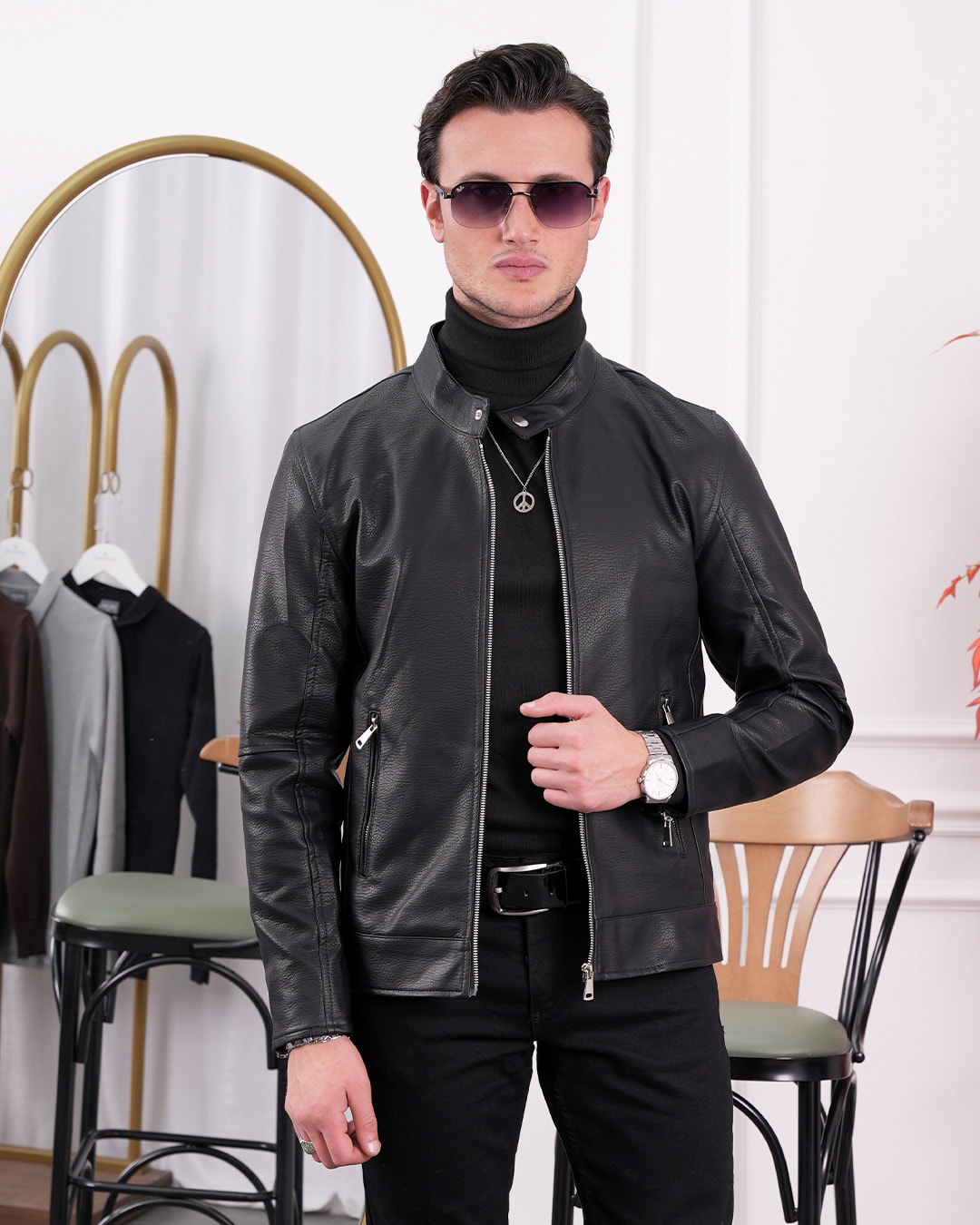 Slim fit Kalıp Hakim Yaka Çıtçıt Detaylı Sade Deri Mont