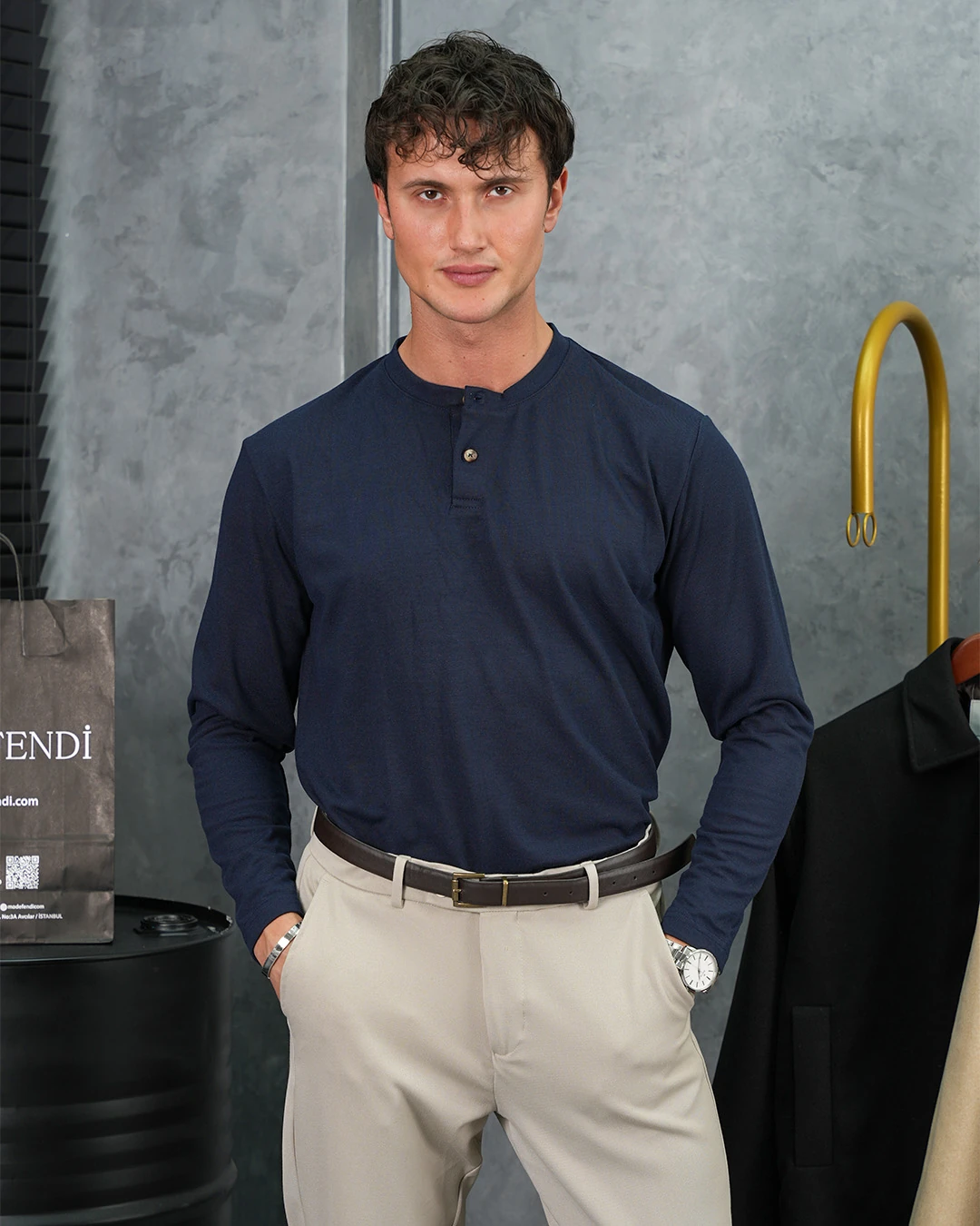 Pamuk Likra Orta Slim Fit Hakim Yaka İki Düğme Sweatshirt