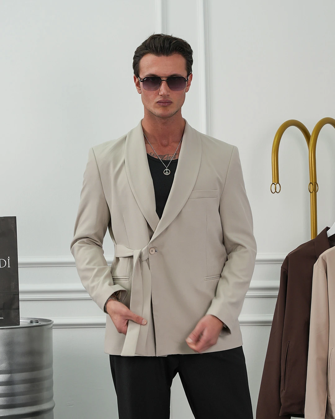 Şal Yaka Kuşak Detaylı Blazer Ceket