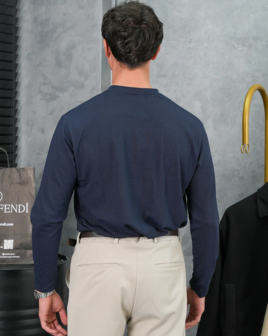 Pamuk Likra Orta Slim Fit Hakim Yaka İki Düğme Sweatshirt