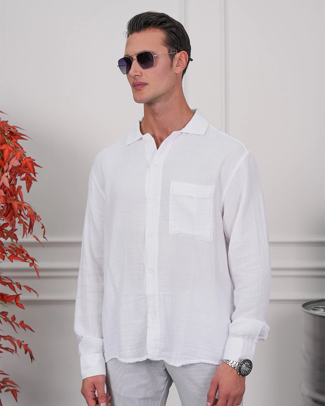 Tek Cep Detaylı Pamuk Dokulu Oversize Keten Gömlek