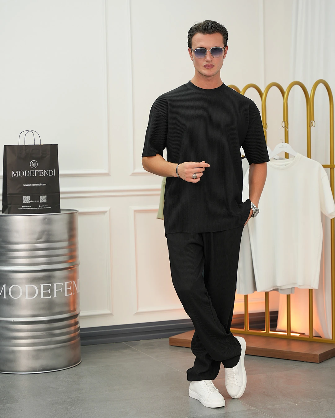 Kalın Fitil Desenli Tshırt'lü Alt Üst Takım