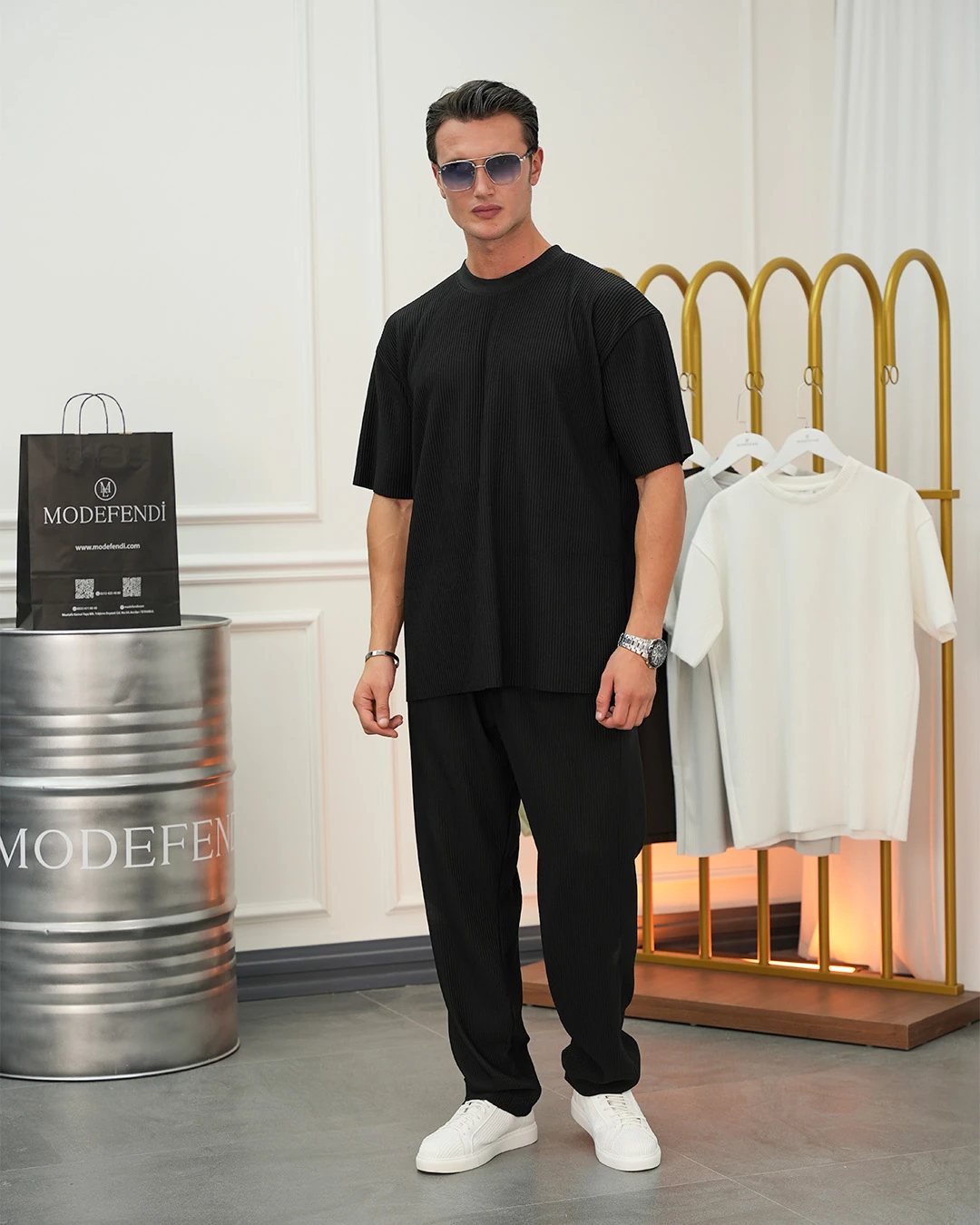 Kalın Fitil Desenli Tshırt'lü Alt Üst Takım