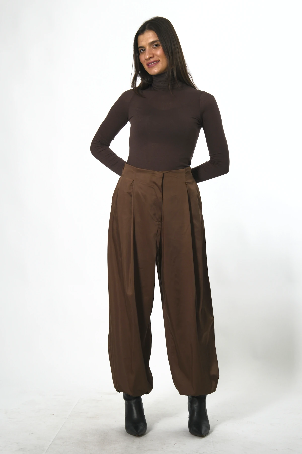 Abbra Kadın Saten Görünümlü Paçası Lastikli Şalvar Pantolon - KAHVE