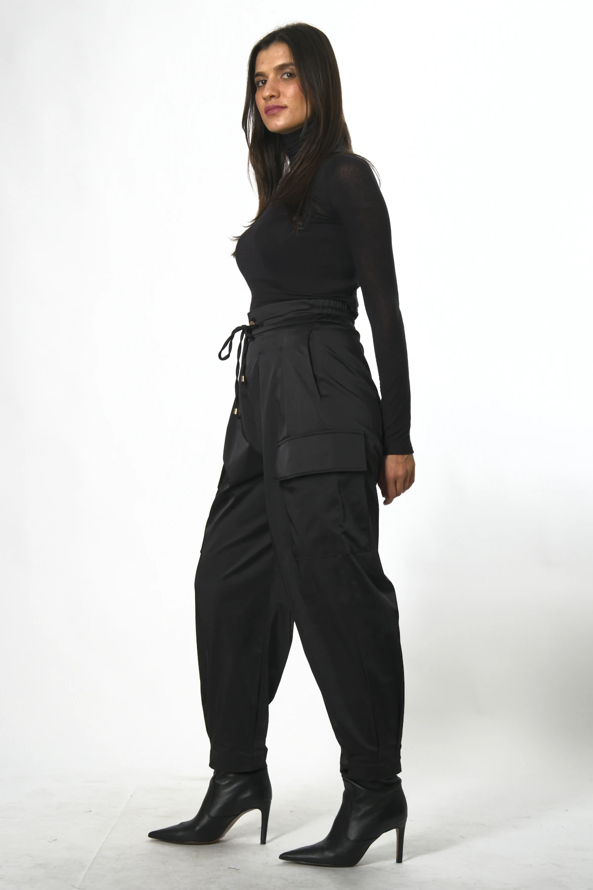 Abbra Kadın Saten Görünümlü Pileli Pantolon