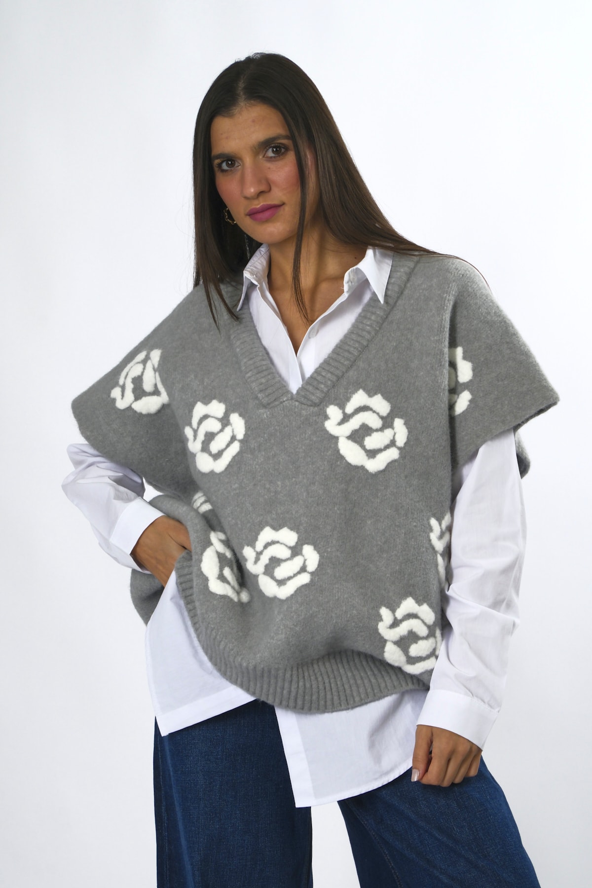 Abbra Kadın Oversize Gömlekli Nakışlı Süveter - BEYAZ-GRİ