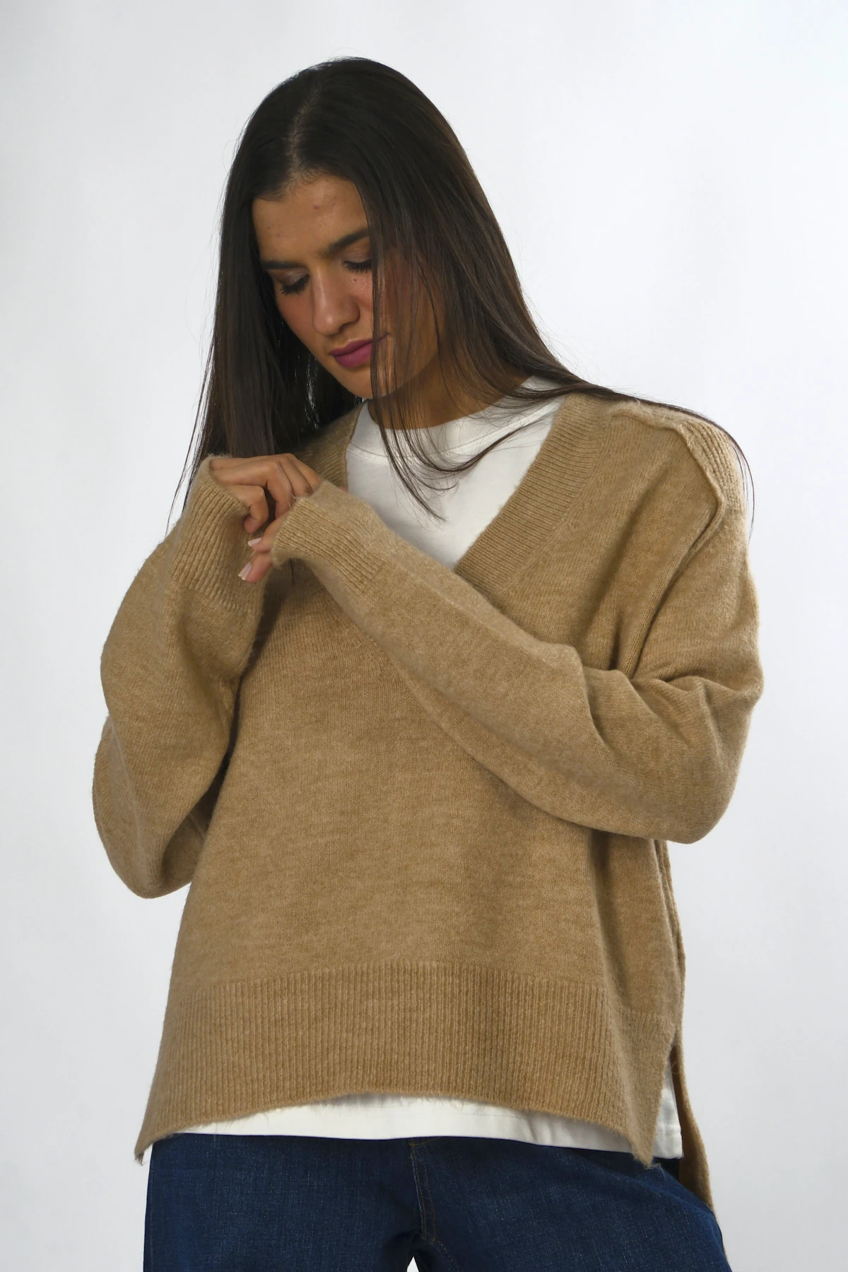 Abbra Kadın V Yaka Dikiş Yırtmaçlı Detay Triko Kazak