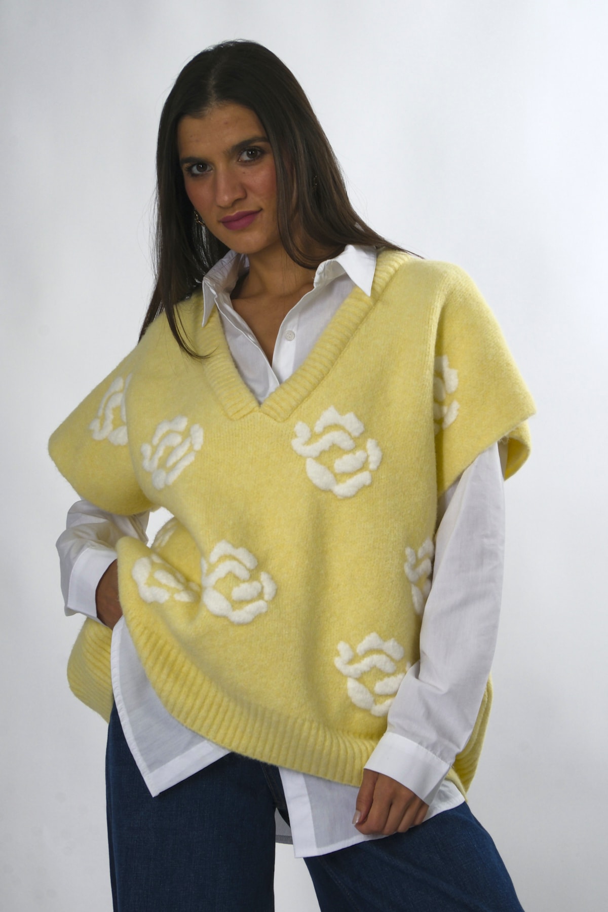 Abbra Kadın Oversize Gömlekli Nakışlı Süveter