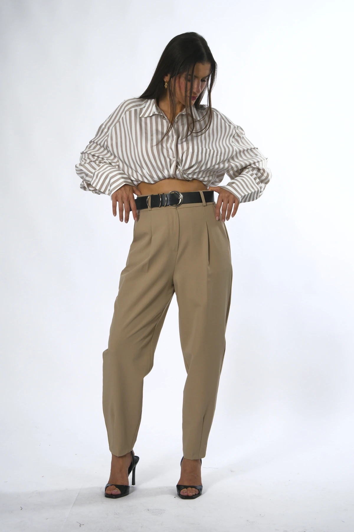 Abbra Kadın Slouchy Kemerli Kumaş Pantolon