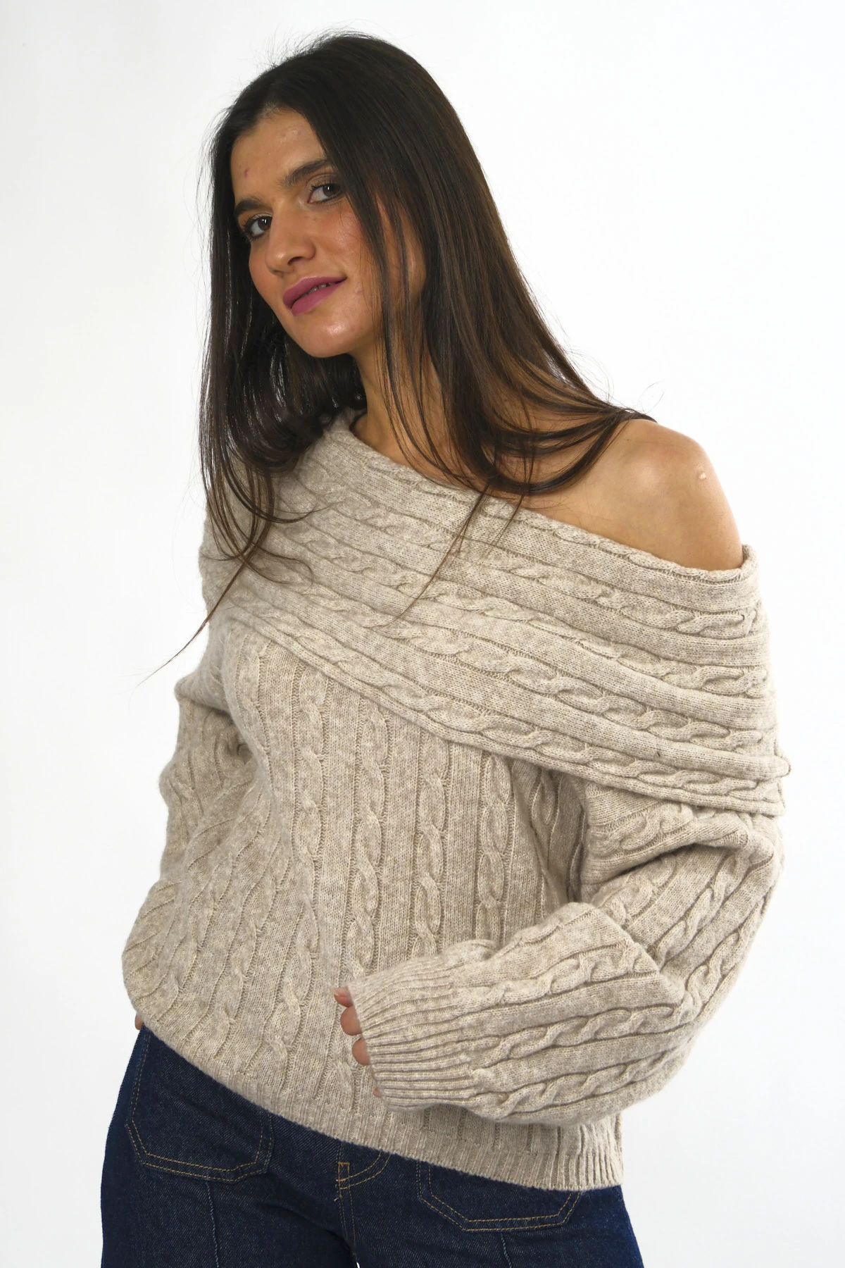 Abbra Kadın Madonna Yaka Kazak