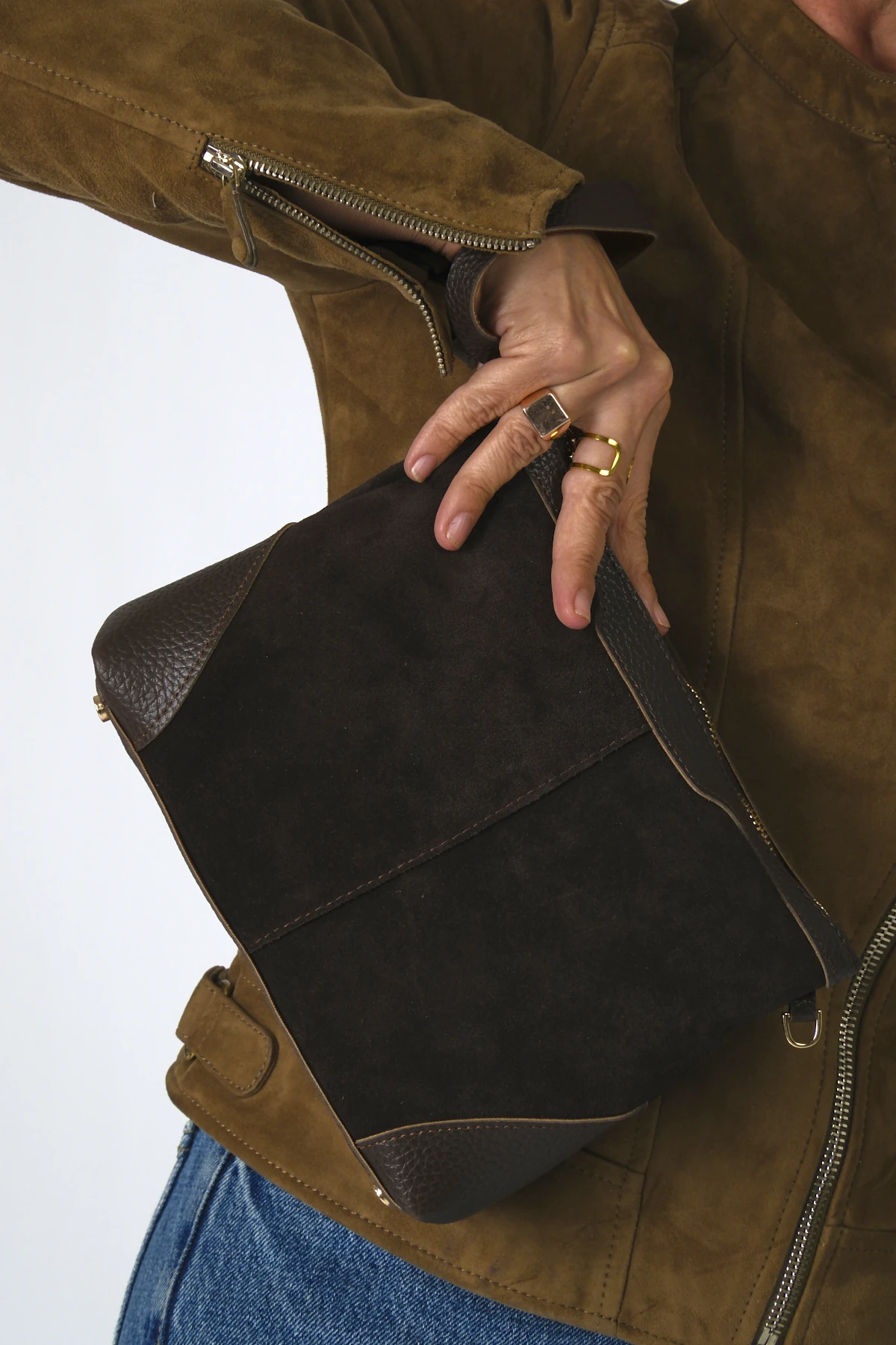 Abbra Kadın Gerçek Süet Deri Omuz Askılı Küçük Çanta