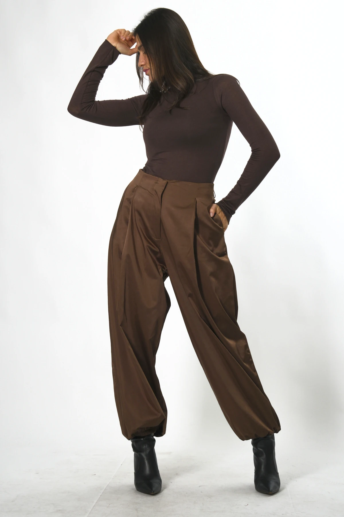 Abbra Kadın Saten Görünümlü Paçası Lastikli Şalvar Pantolon