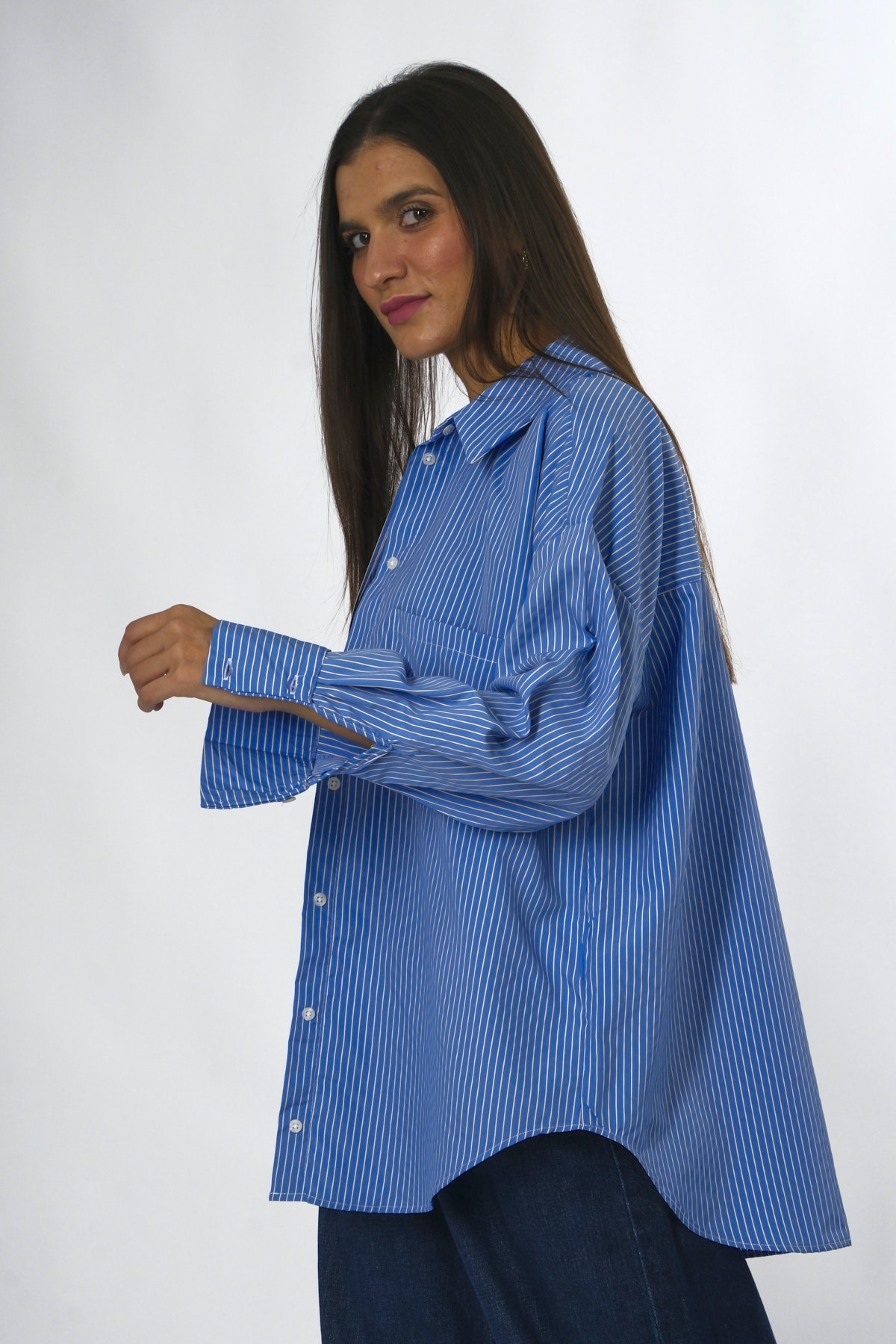 Abbra Kadın İnce Çizgili Oversize Gömlek