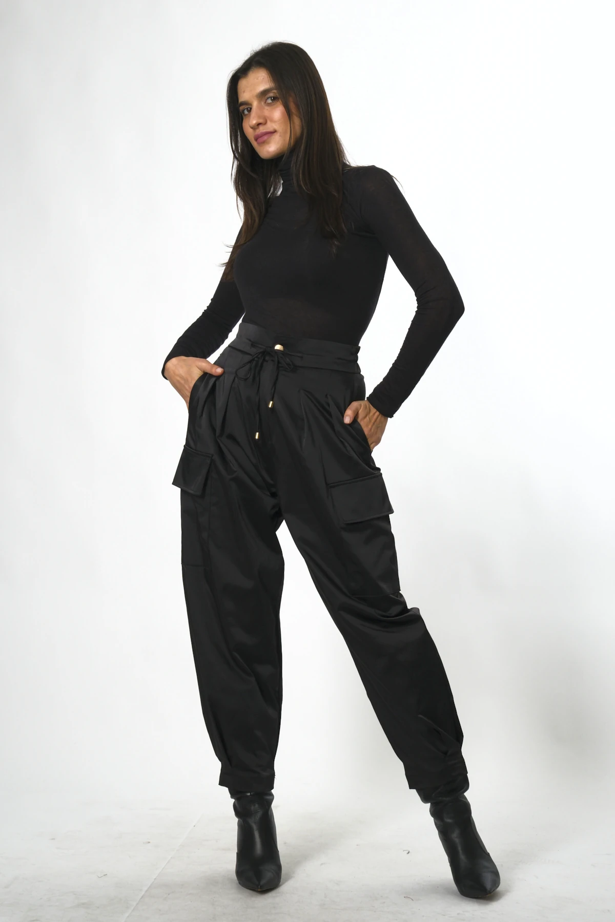 Abbra Kadın Saten Görünümlü Pileli Pantolon