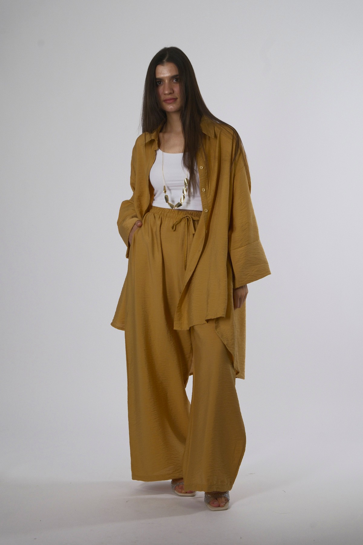 Abbra Kadın Arkası Uzun Oversize Gömlek Pantolon Takım