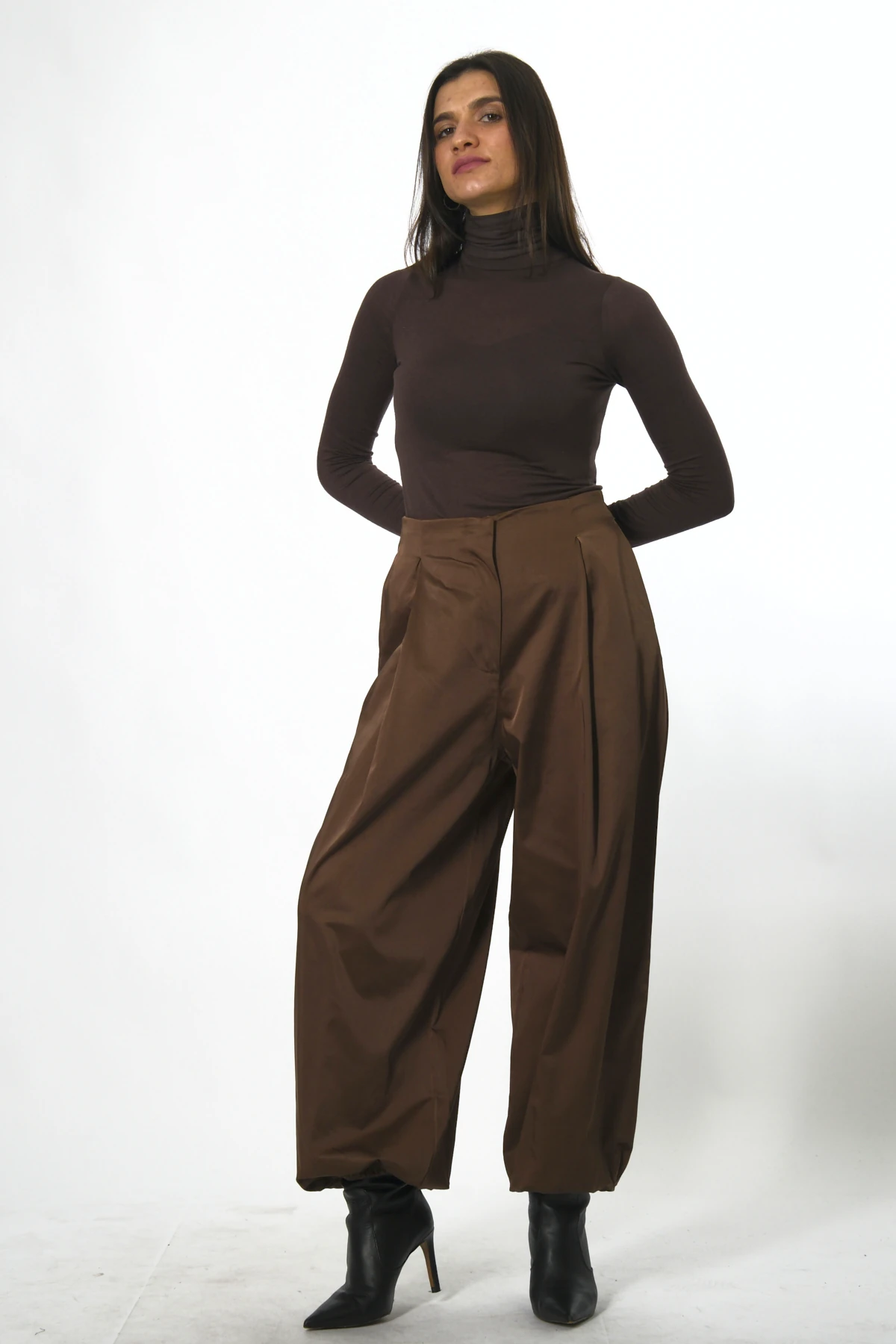 Abbra Kadın Saten Görünümlü Paçası Lastikli Şalvar Pantolon