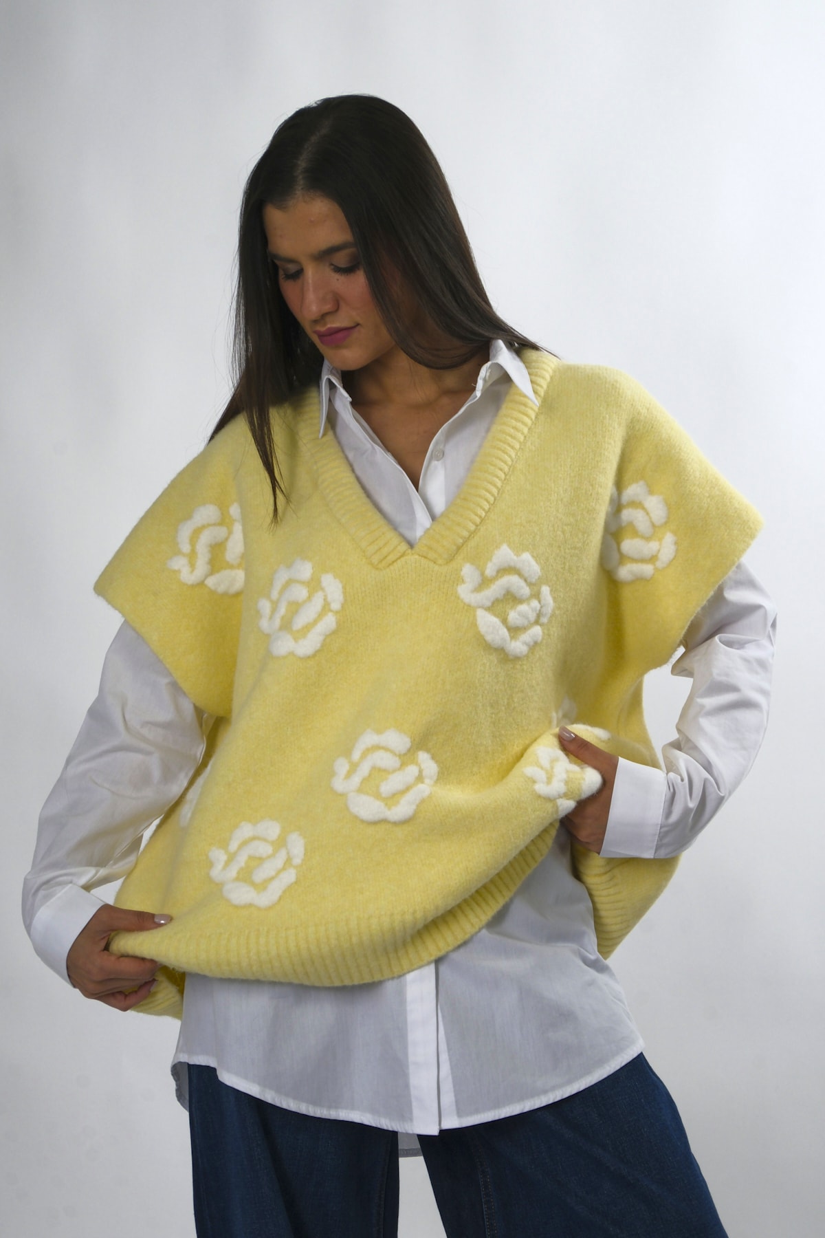 Abbra Kadın Oversize Gömlekli Nakışlı Süveter