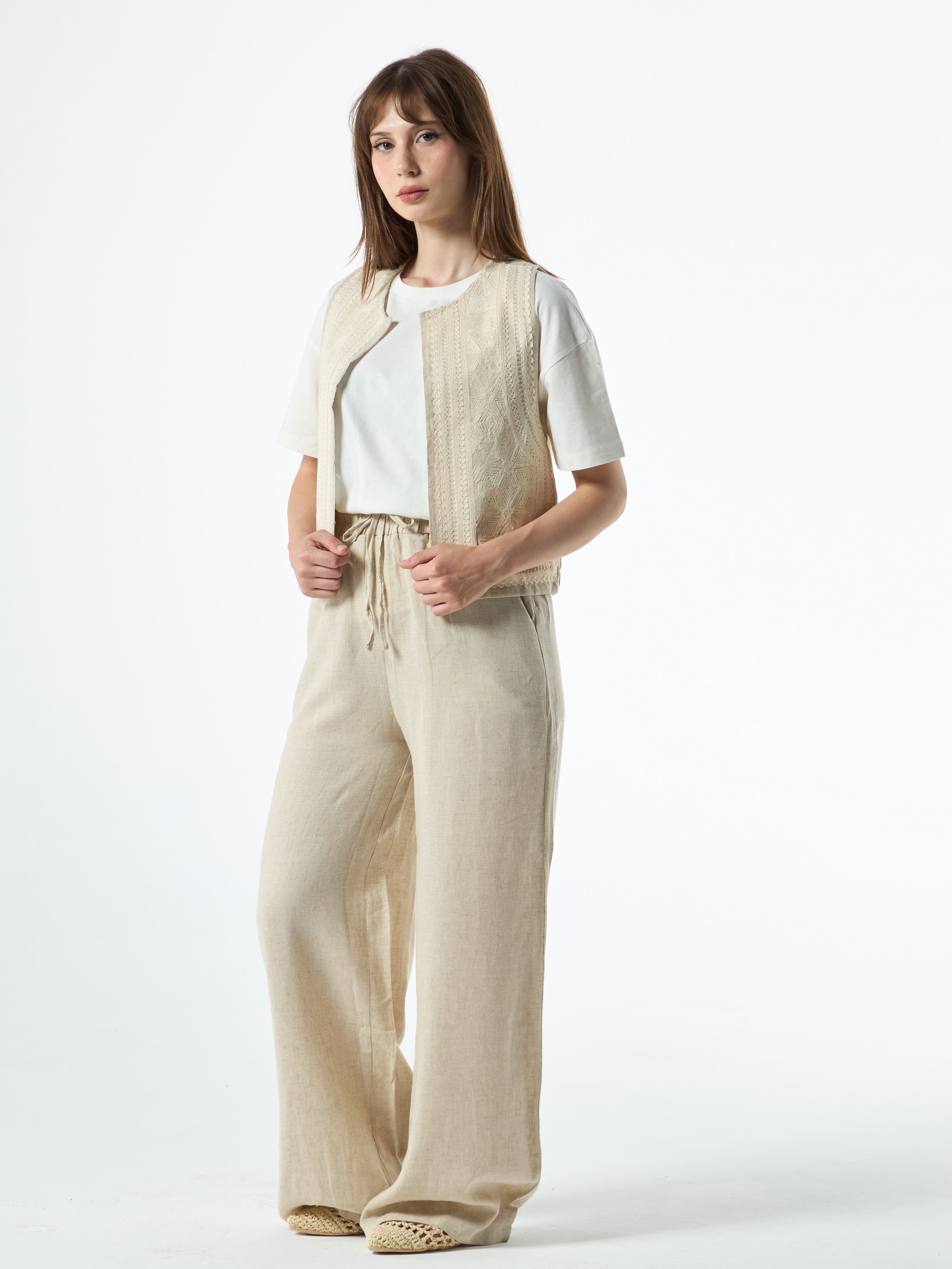 beige linen pants