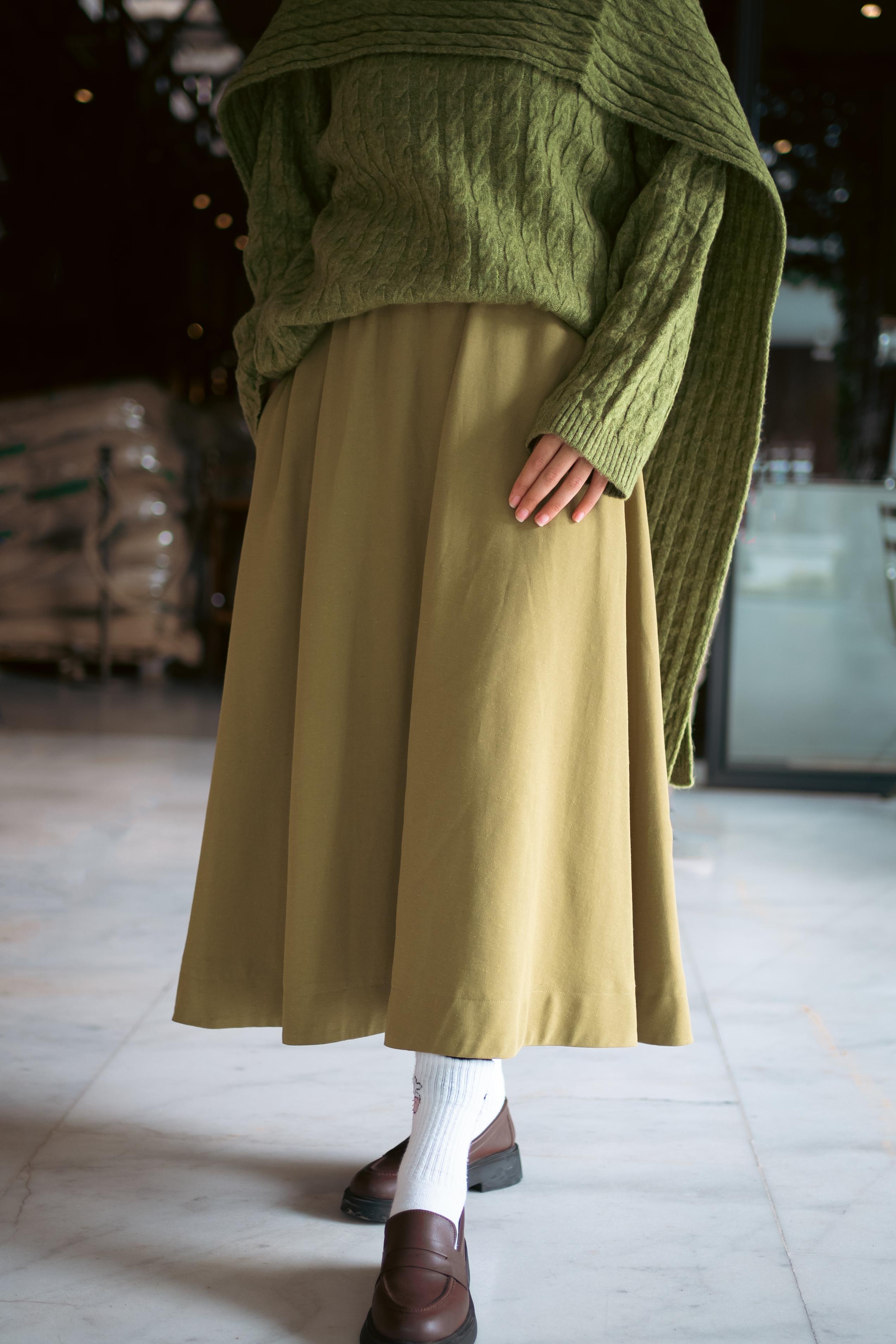 Pleatara Midi Skirt  - Olive