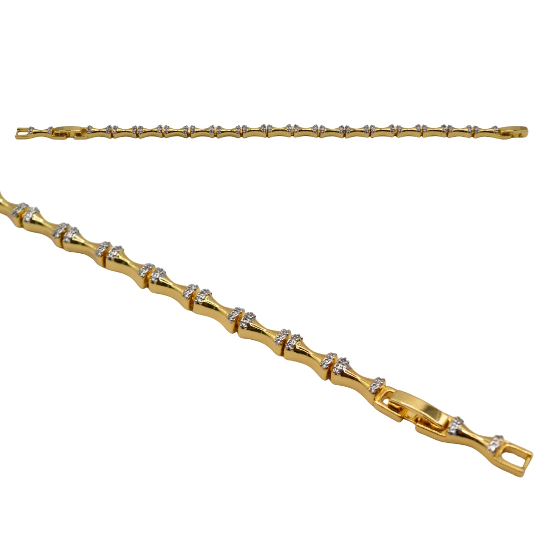 Umbra-Beyaz Zirkon Taşlı 18K Altın Renk Kadın Bileklik