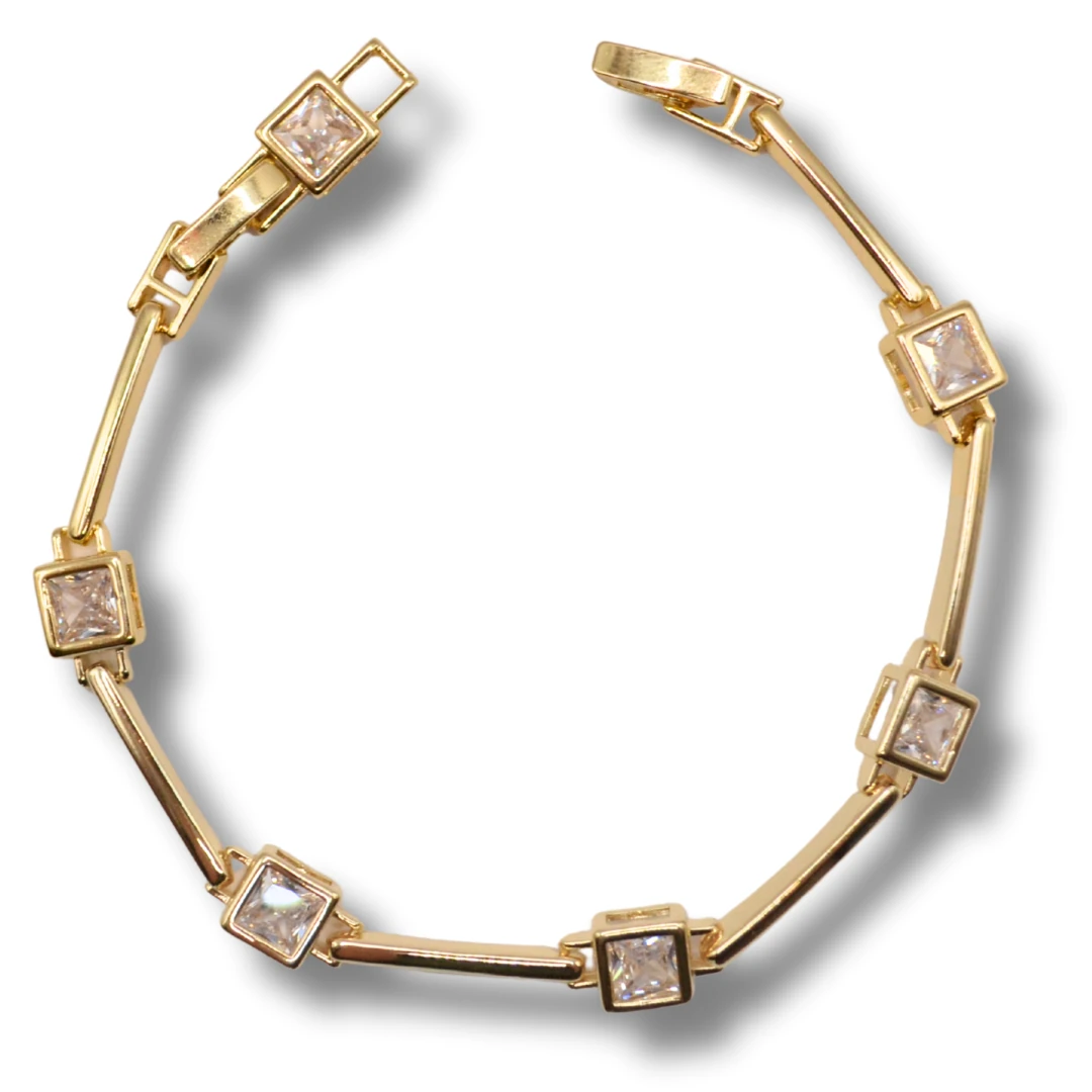 Lucent-Kare Kesim Beyaz Zirkon Taşlı 18K Altın Renk Kadın Bileklik