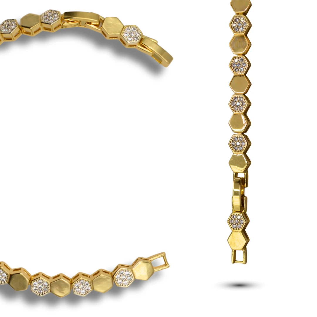 Umbra-Altıgen Formlu Beyaz Zirkon Taşlı 18K Altın Renk Kadın Bileklik