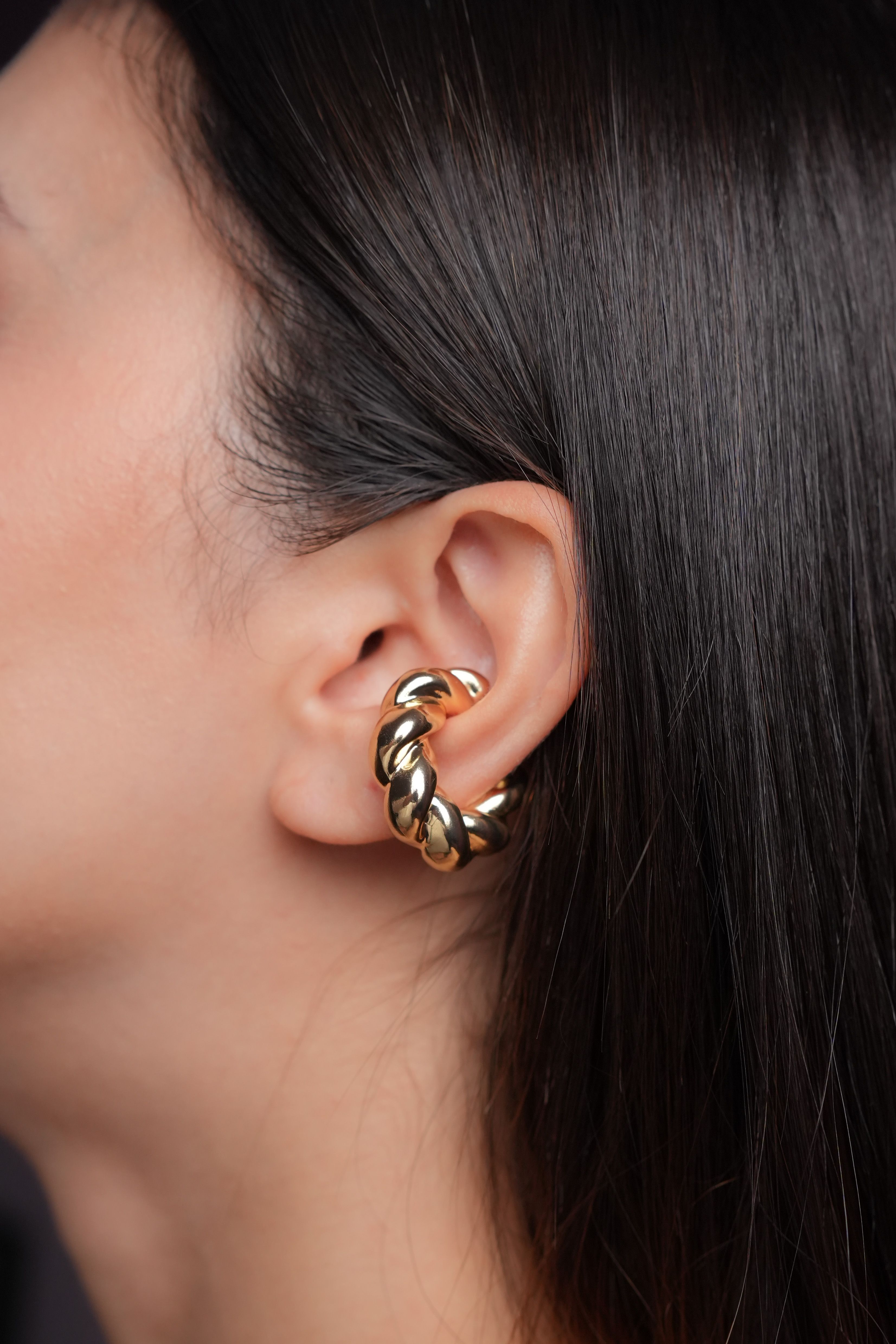 Altın Kaplama Burgu Detaylı Ear Cuff (Tekli)