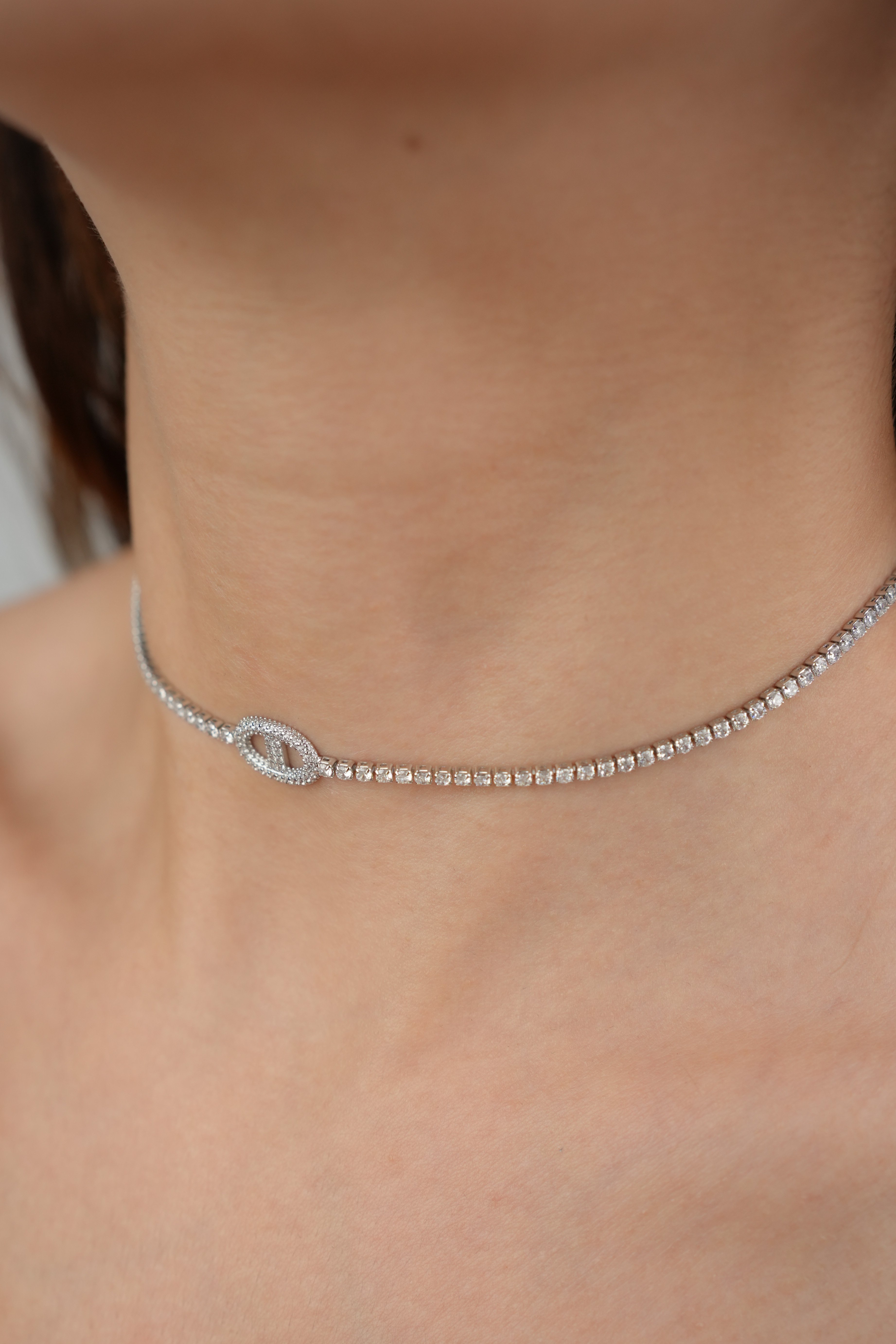 Beyaz Altın Kaplama Taşlı Oval Choker