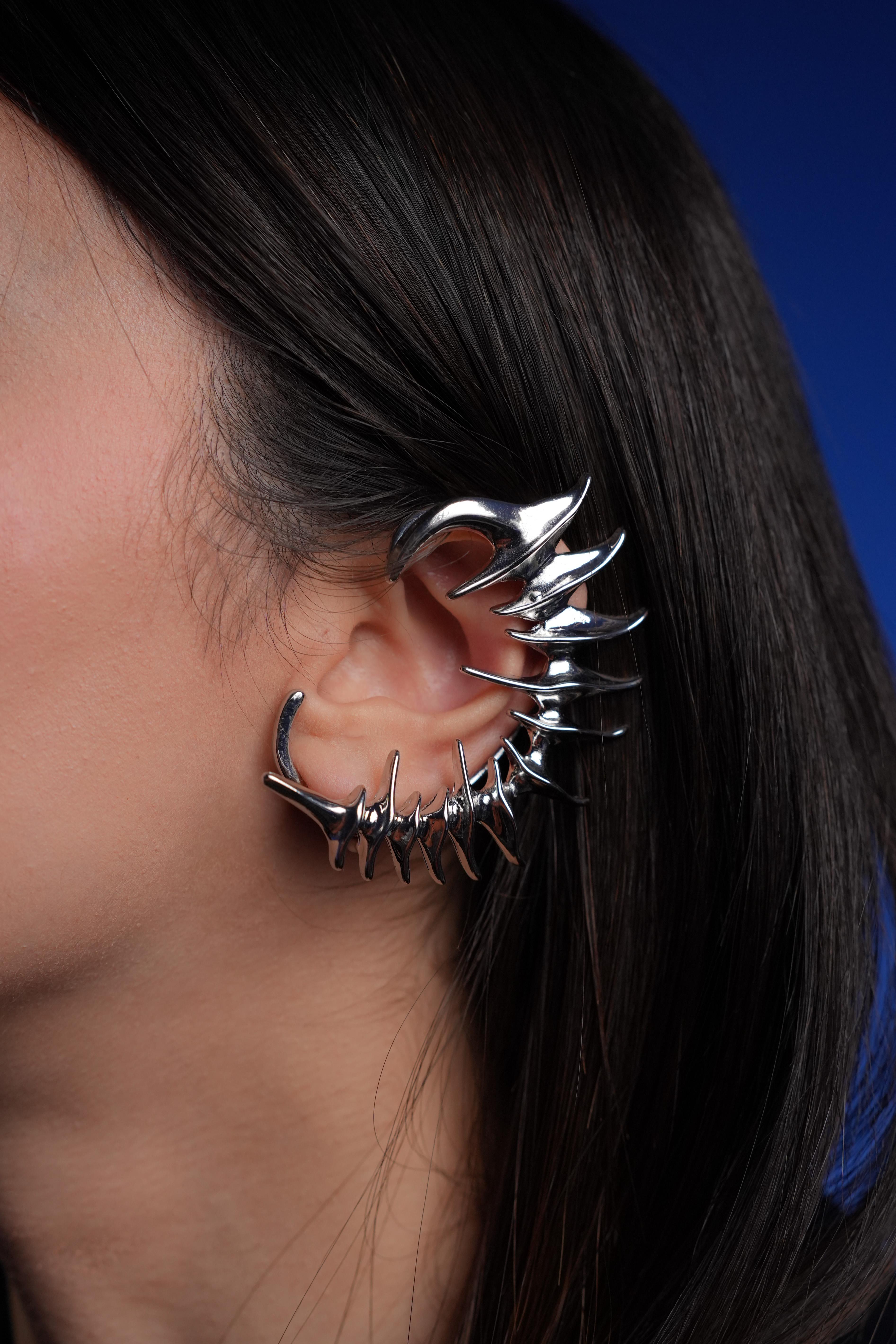 Beyaz Altın Kaplama Gothic Ear Cuff