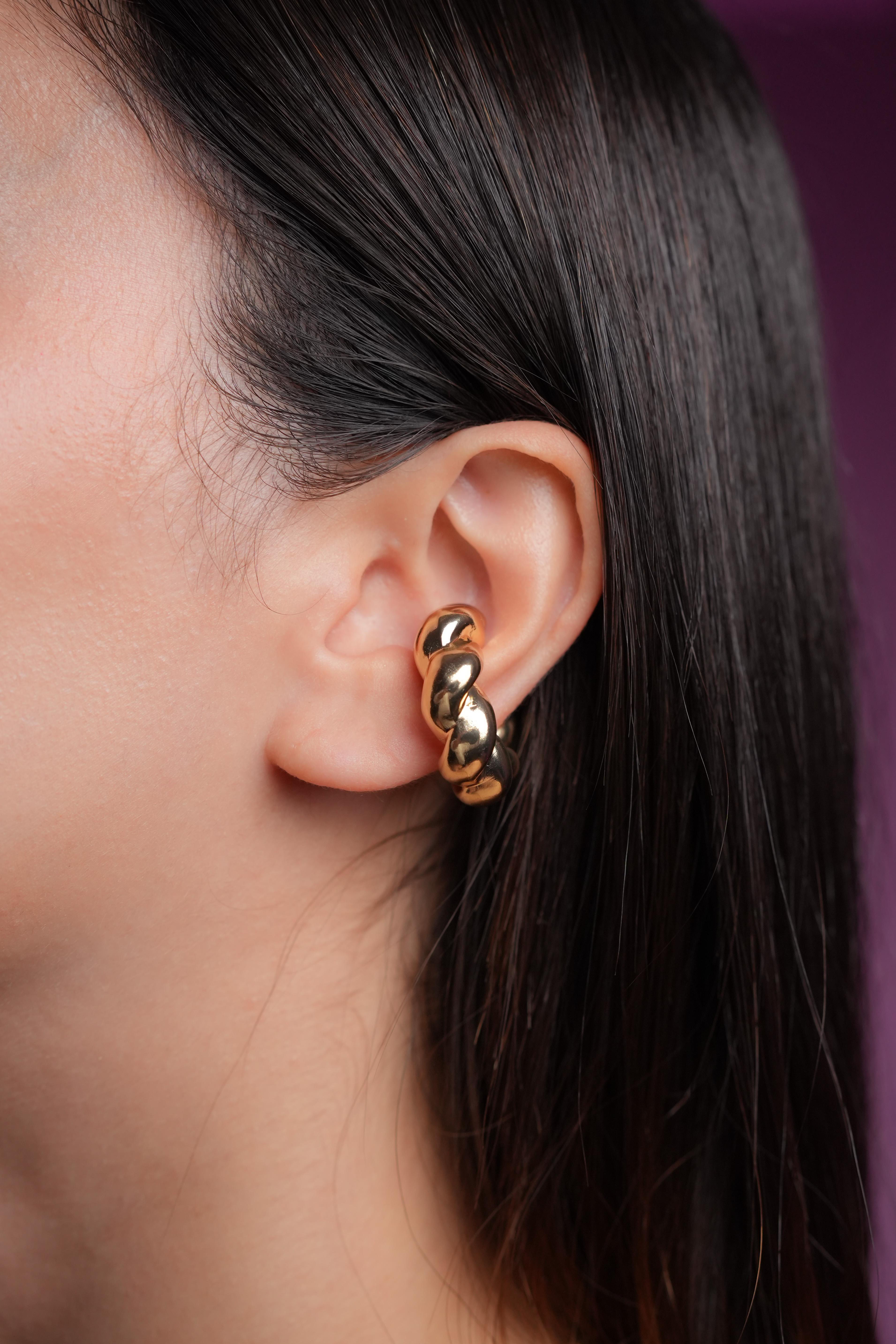 Altın Kaplama Burgu Detaylı Ear Cuff (Tekli)