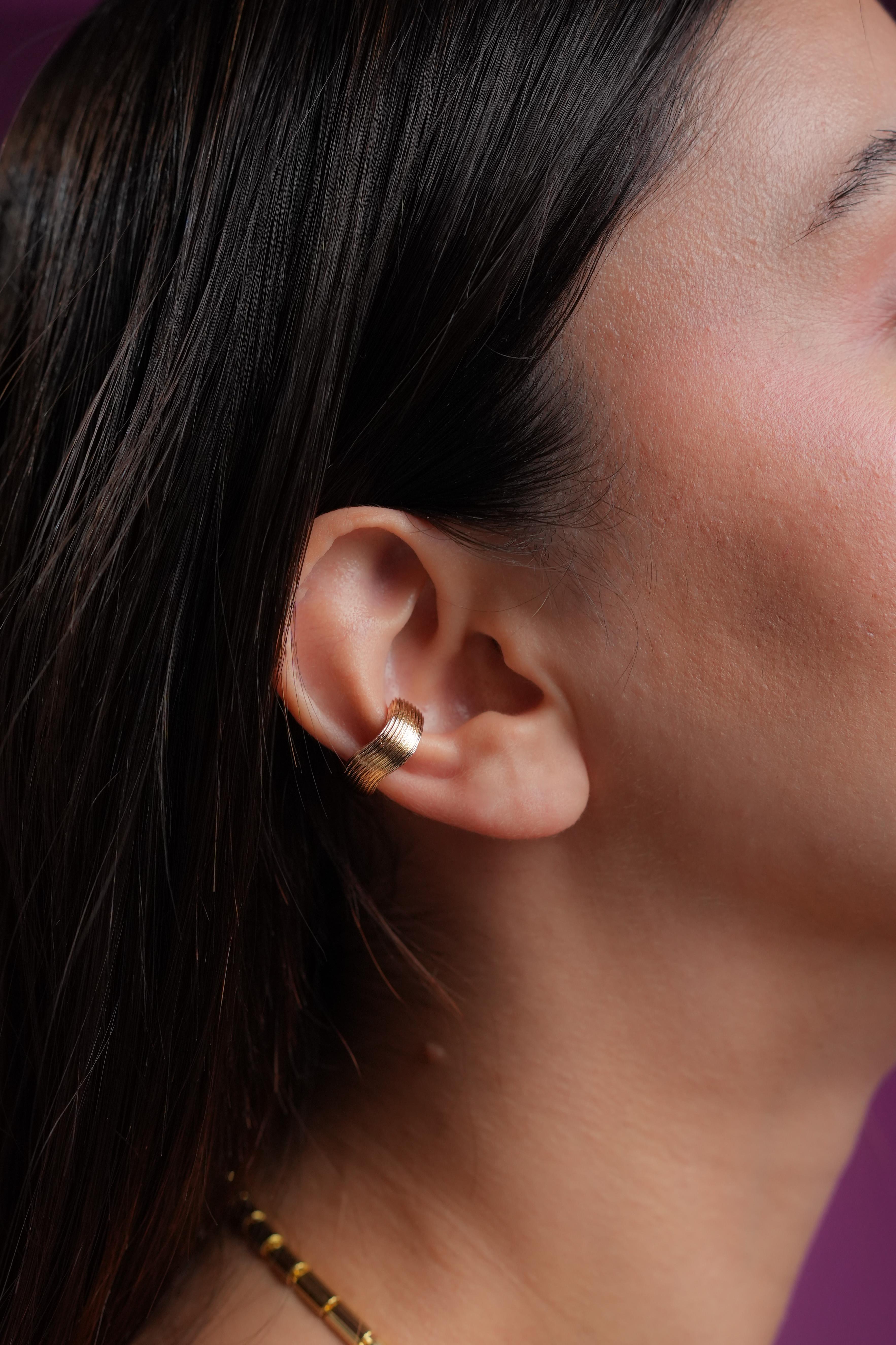 Altın Kaplama Dalgalı Ear Cuff (Tekli)