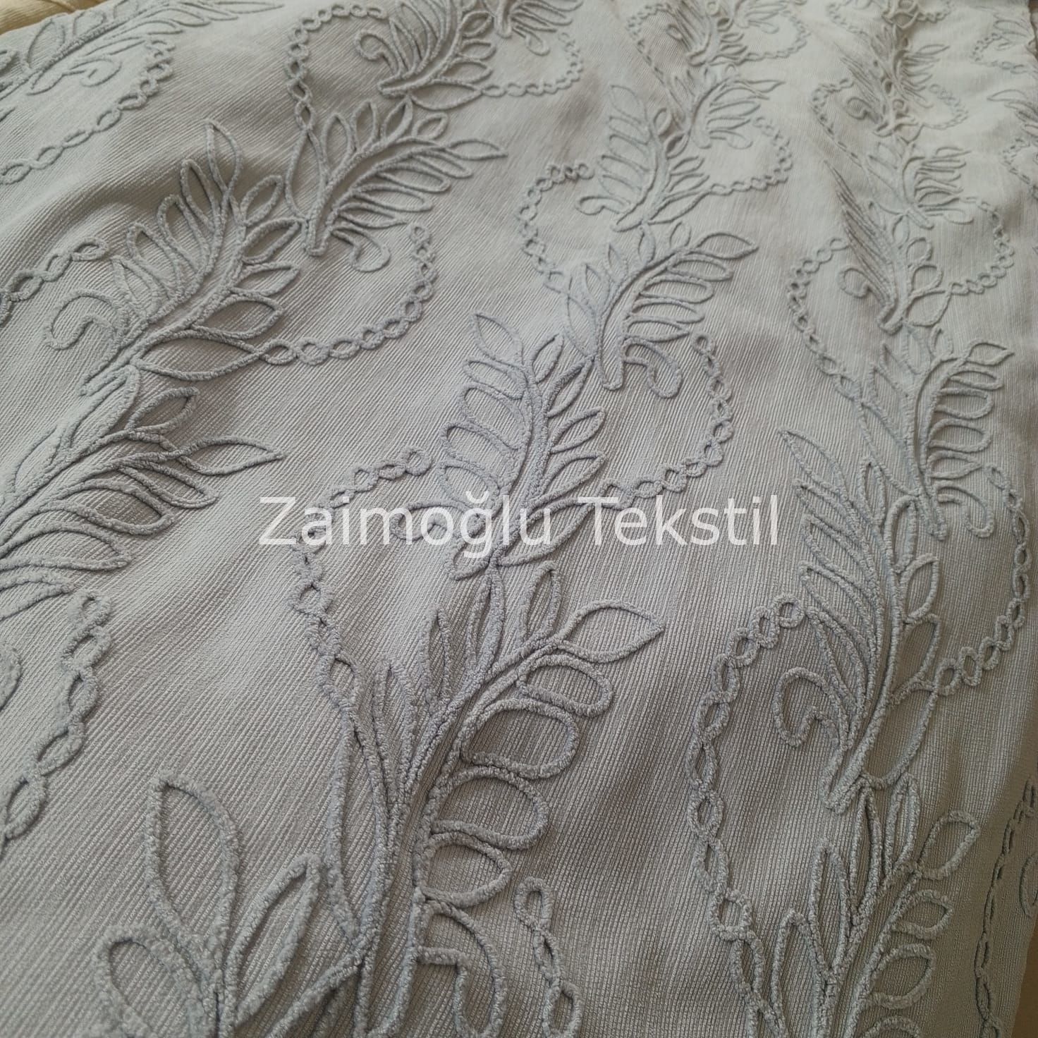 Hera Pike ( Nakışlı Şönil )