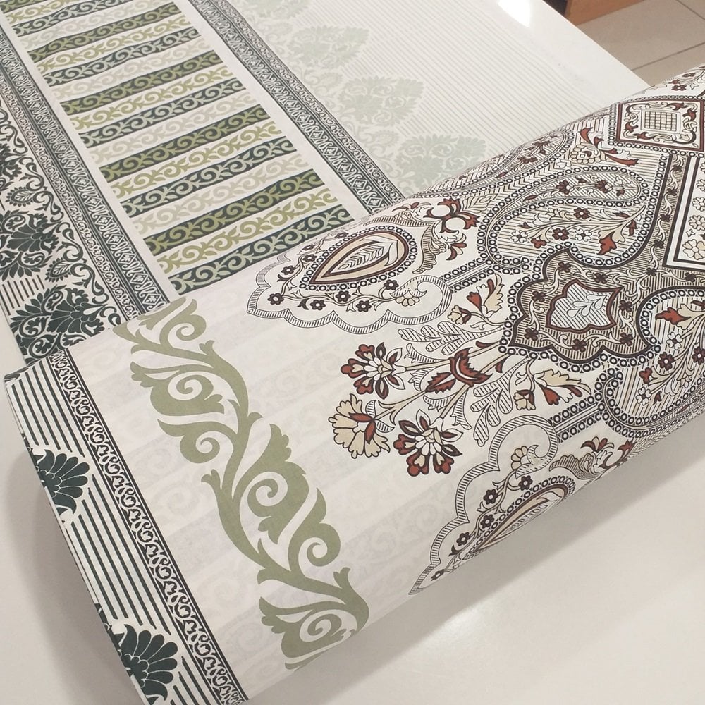 Eteği Sulu Çini Desen Poplin Kumaş