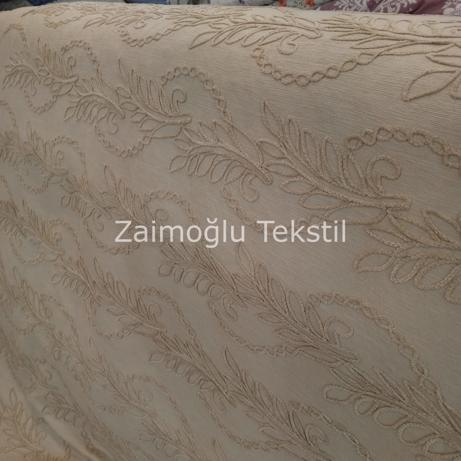 Hera Pike ( Nakışlı Şönil )