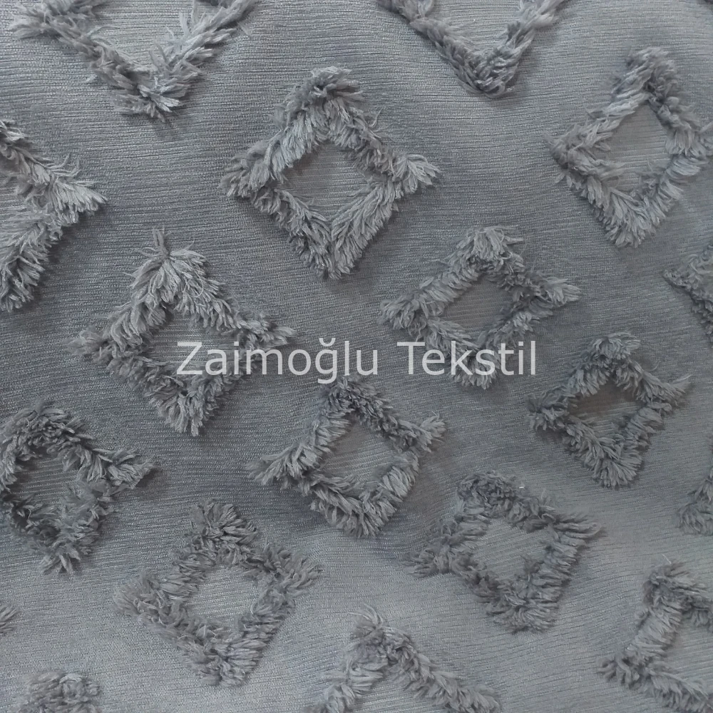 Hera Pike ( Püsküllü Şönil )