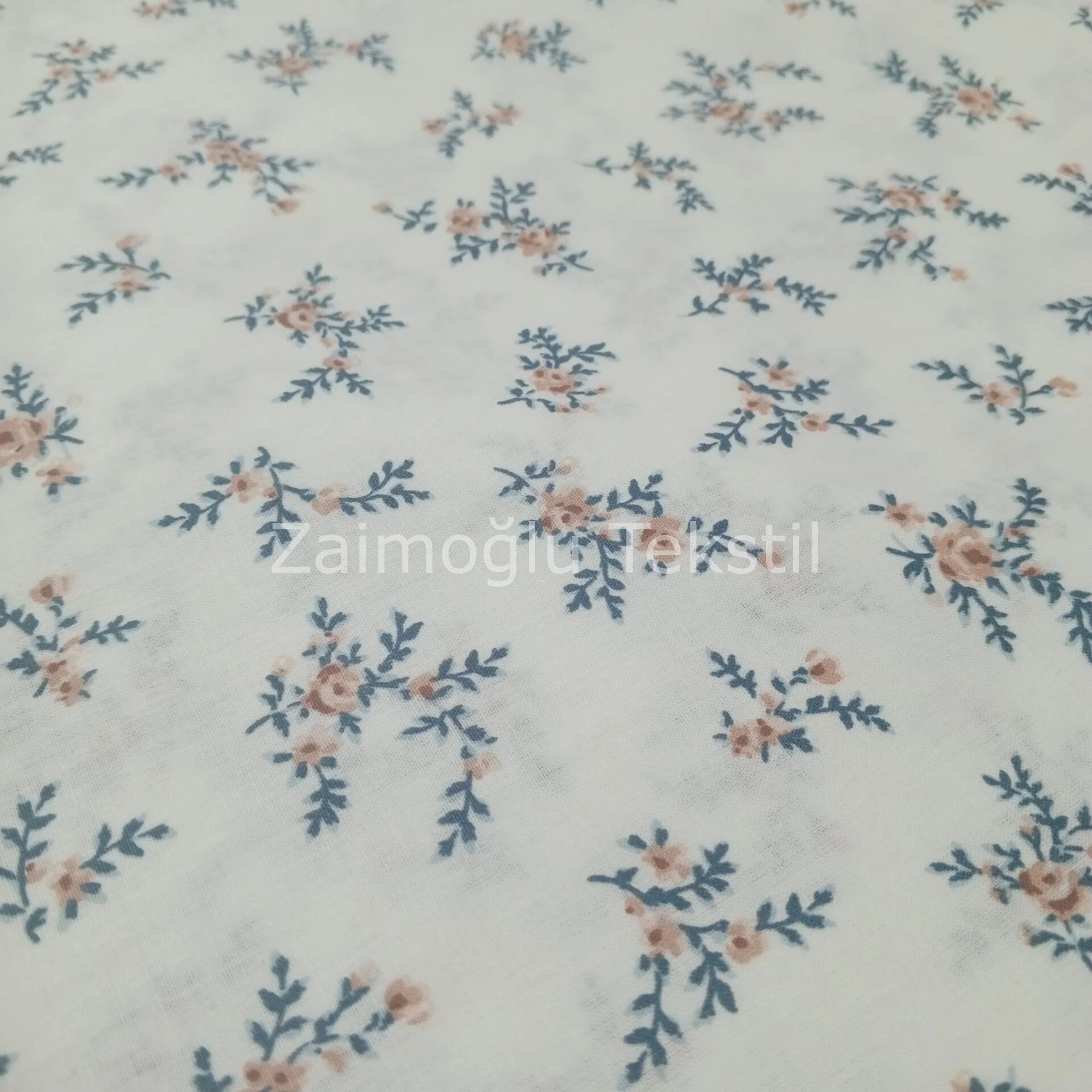 Çiçek Desen Poplin Kumaş