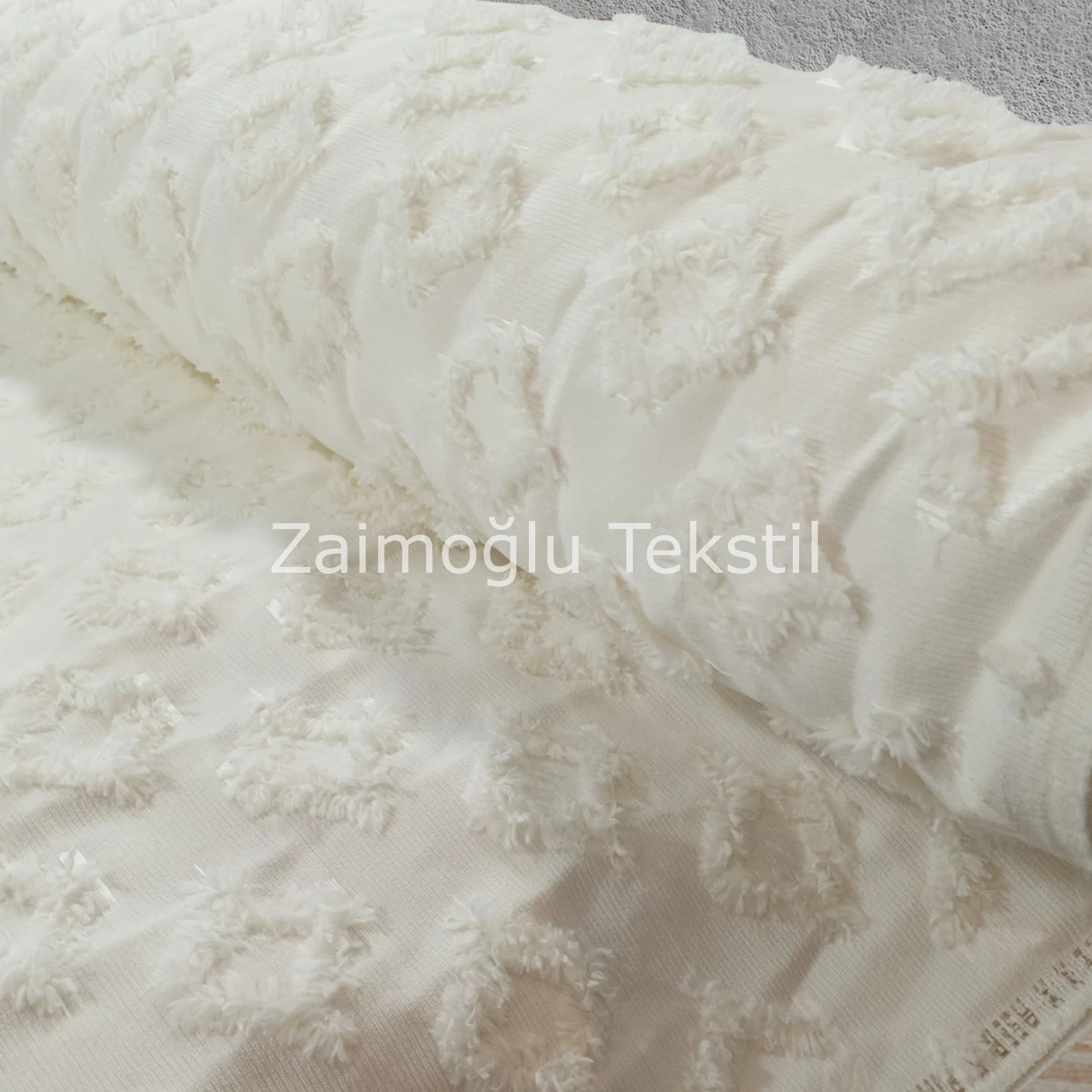 Hera Pike ( Püsküllü Şönil Şönil )