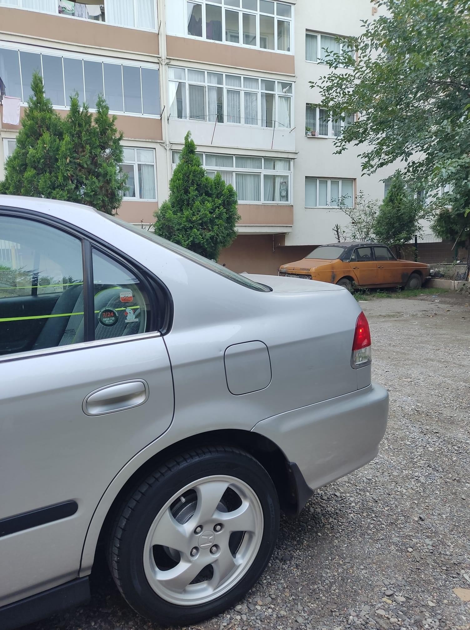 Civic EK/EJ/EM Sedan/Coupe Arka Tampon Güçlendirme Braketi